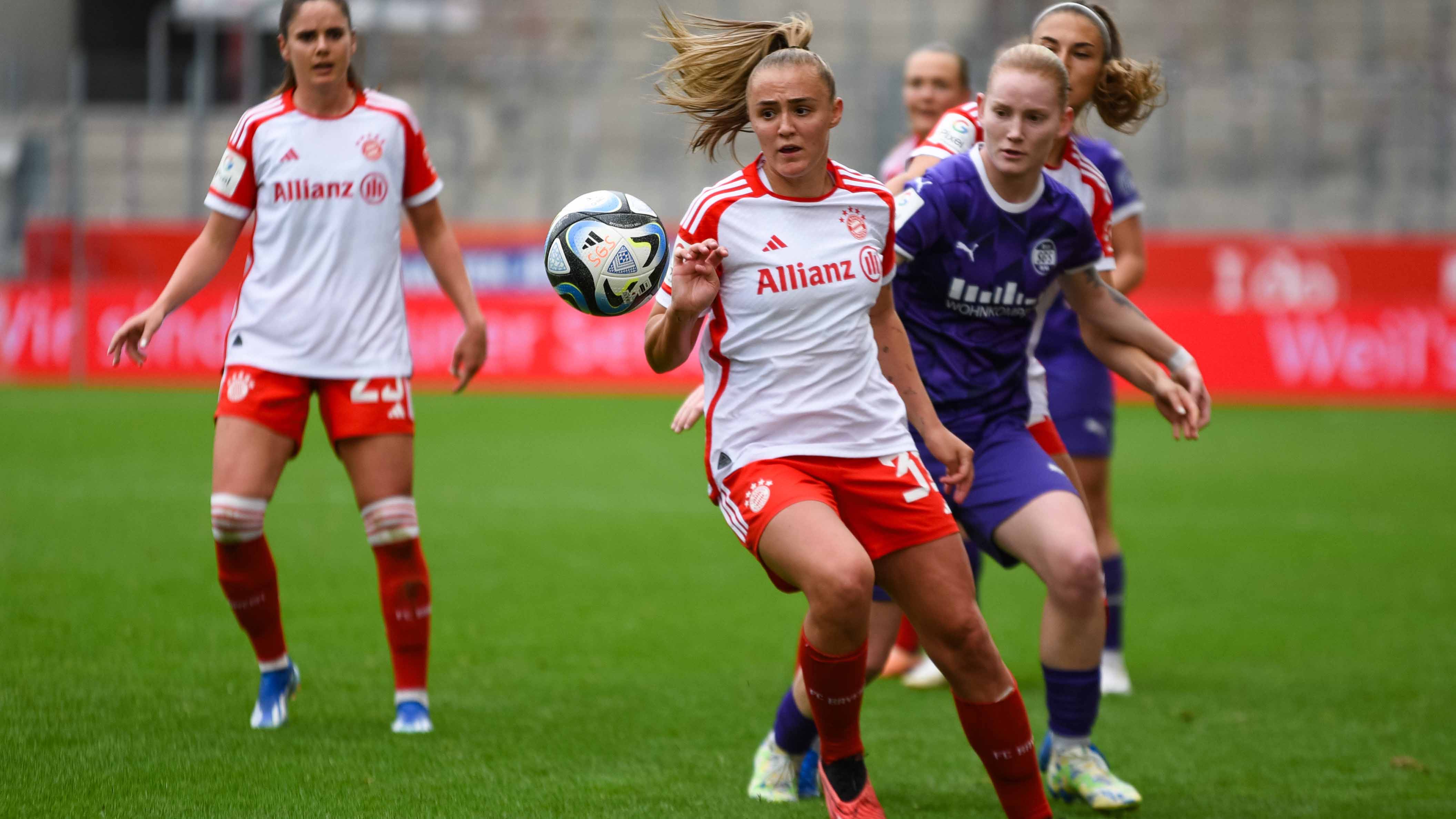 Georgia Stanway von den FC Bayern Frauen gegen die SGS Essen