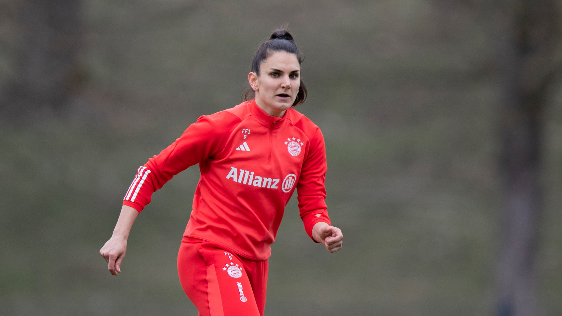 Jovana Damnjanović, FC Bayern Frauen, FC Carl Zeiss Jena, Training