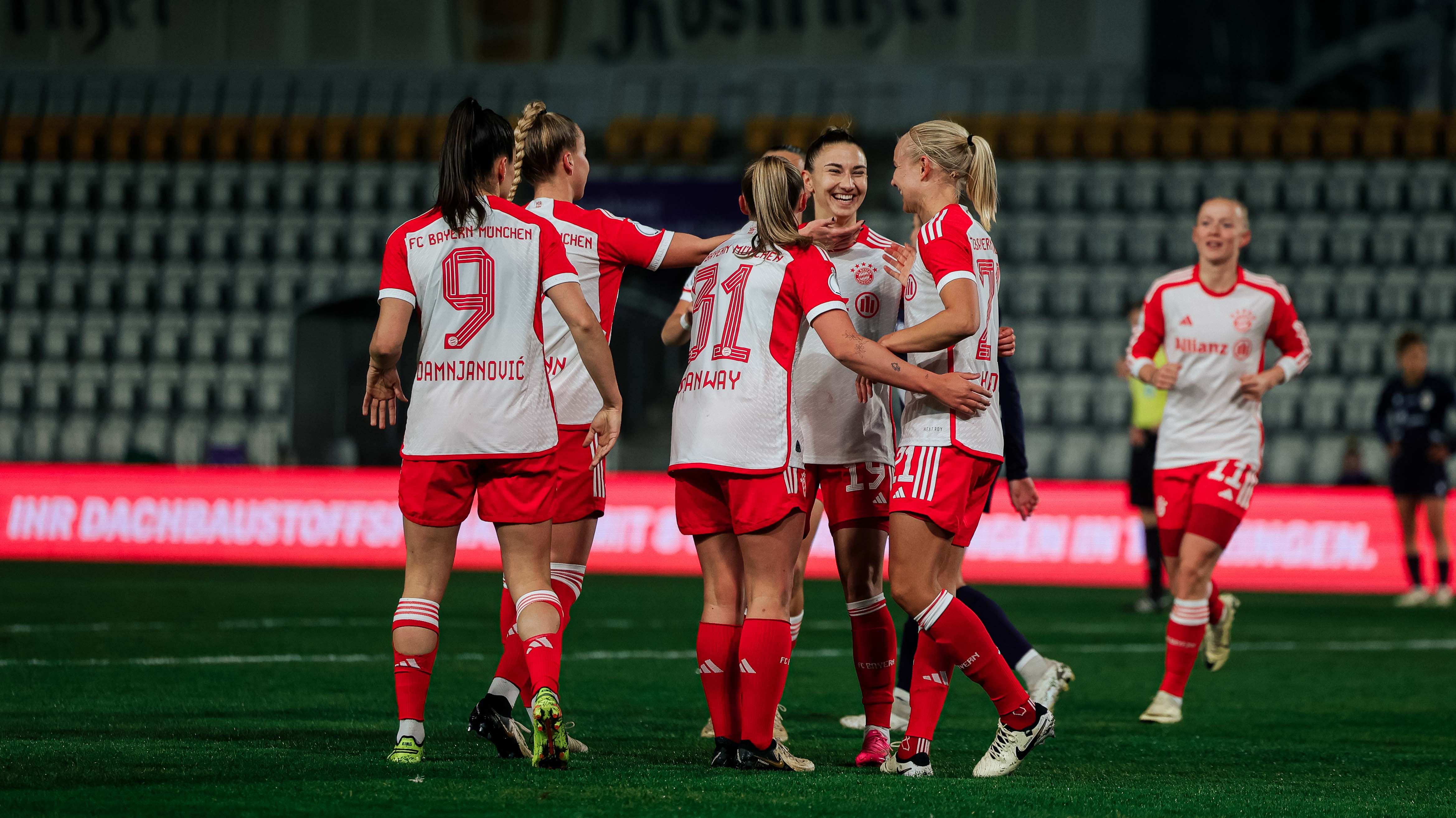 FC Bayern Women beat Carl Zeiss Jena in the DFB Cup quarter-finals