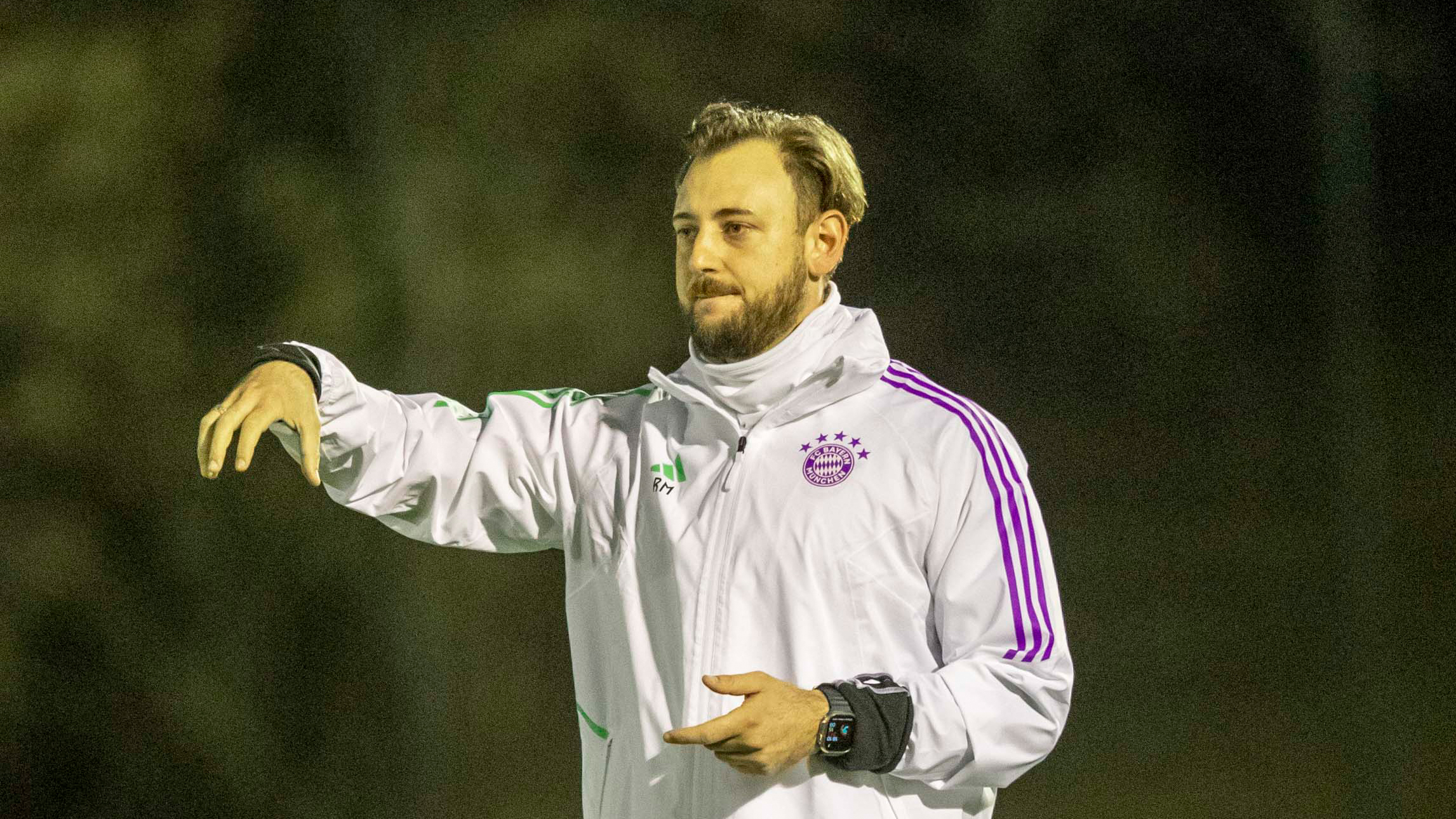 René Marić während des Trainings der U19 des FC Bayern.