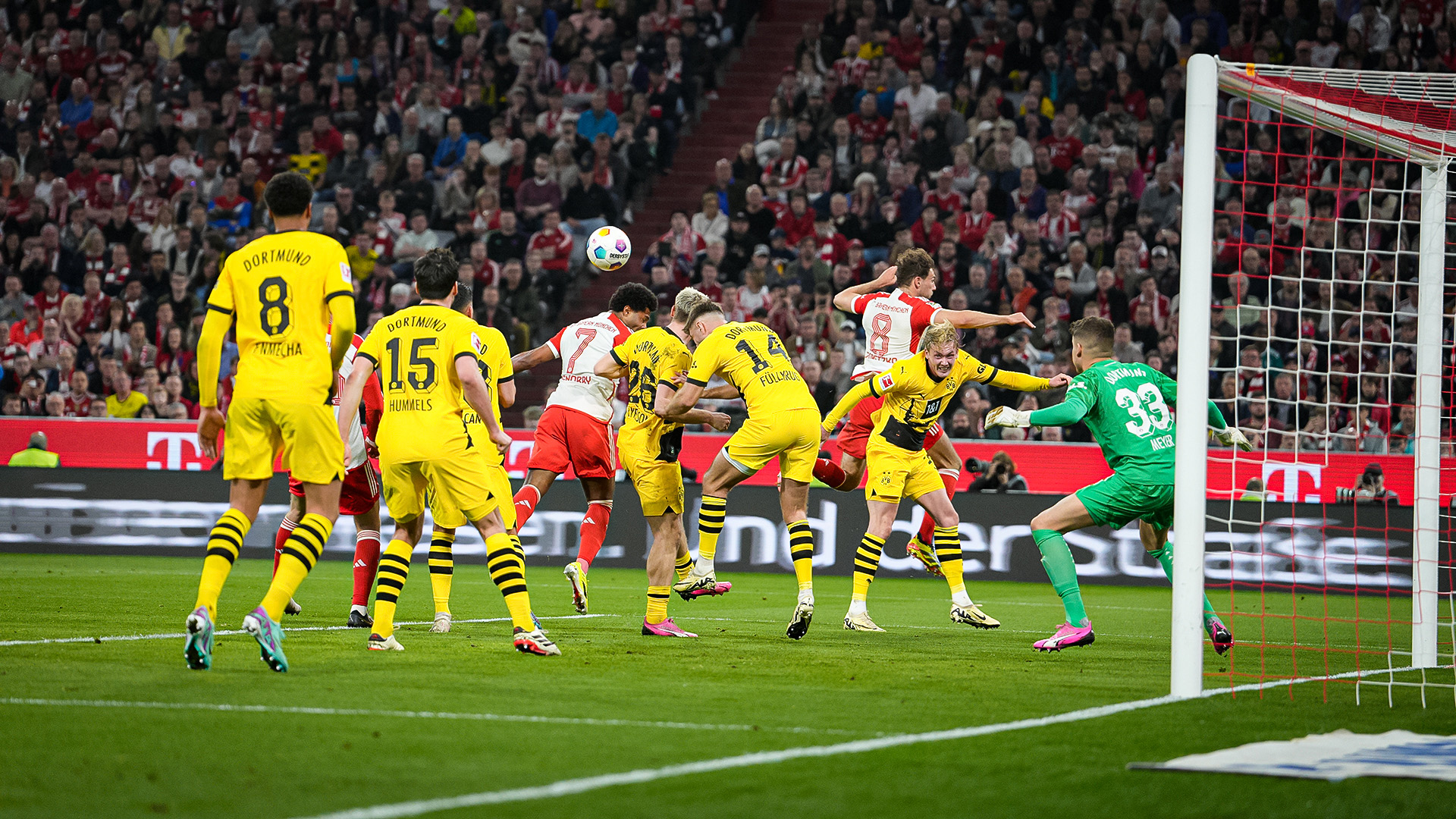 15-fcbayern-bvb-240330-mel