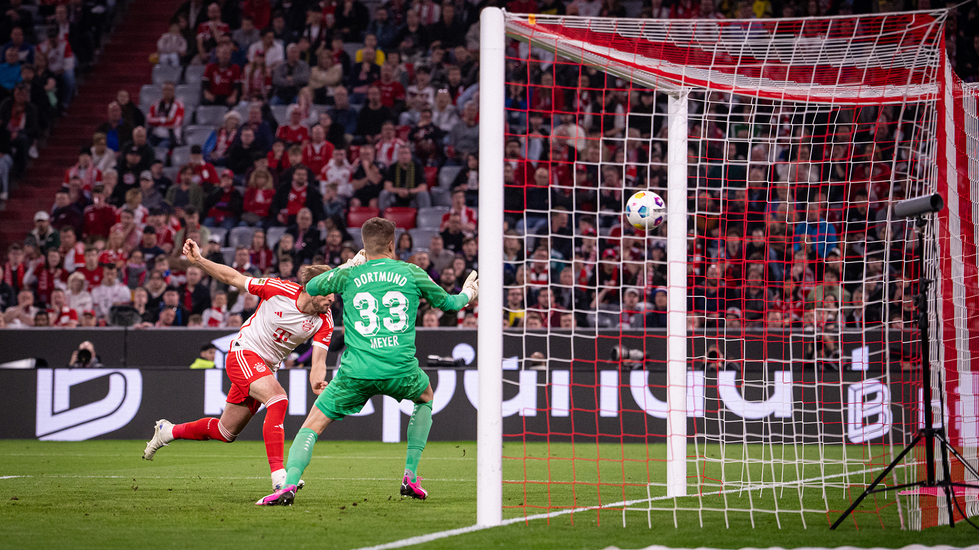 21-fcbayern-bvb-240330-mel