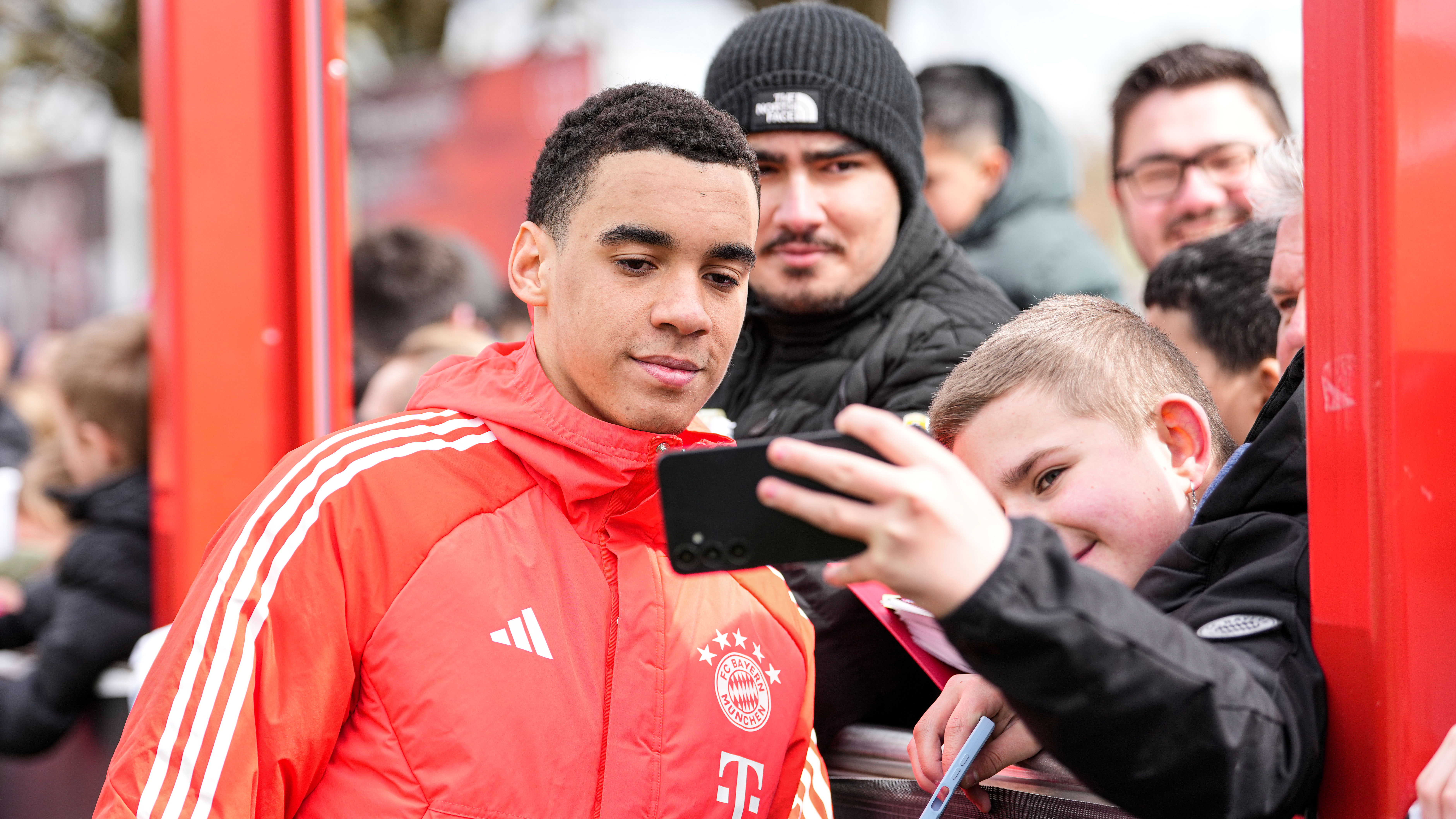 Entrenamiento público del FC Bayern antes del partido contra el Heidenheim