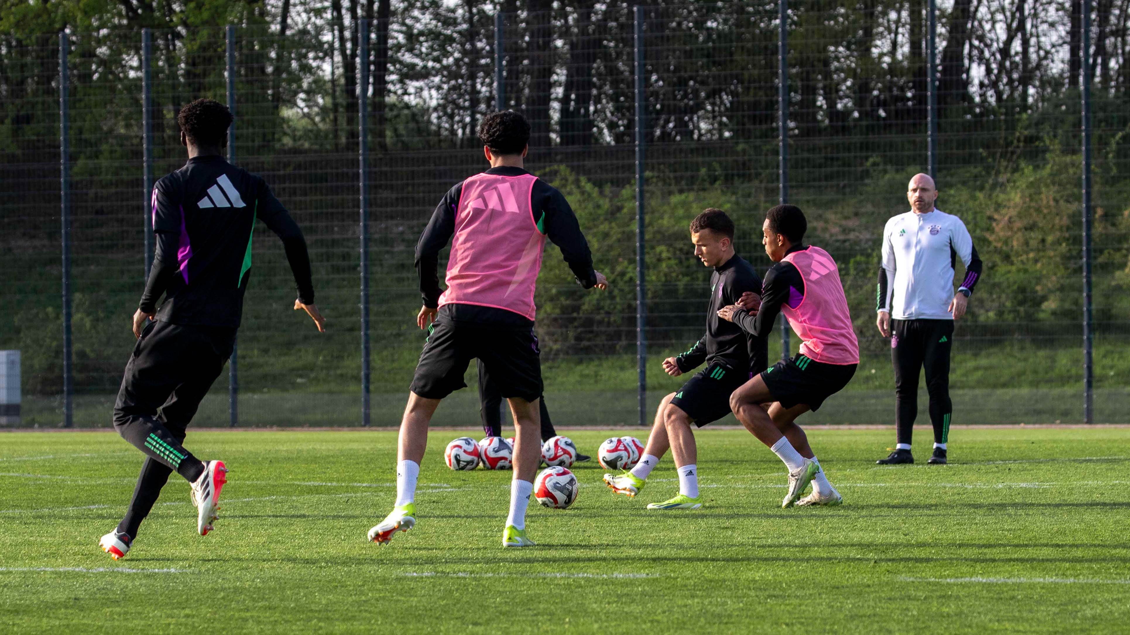 FC Bayern U19, 1. FC Kaiserslautern, Training, Vorbereitung