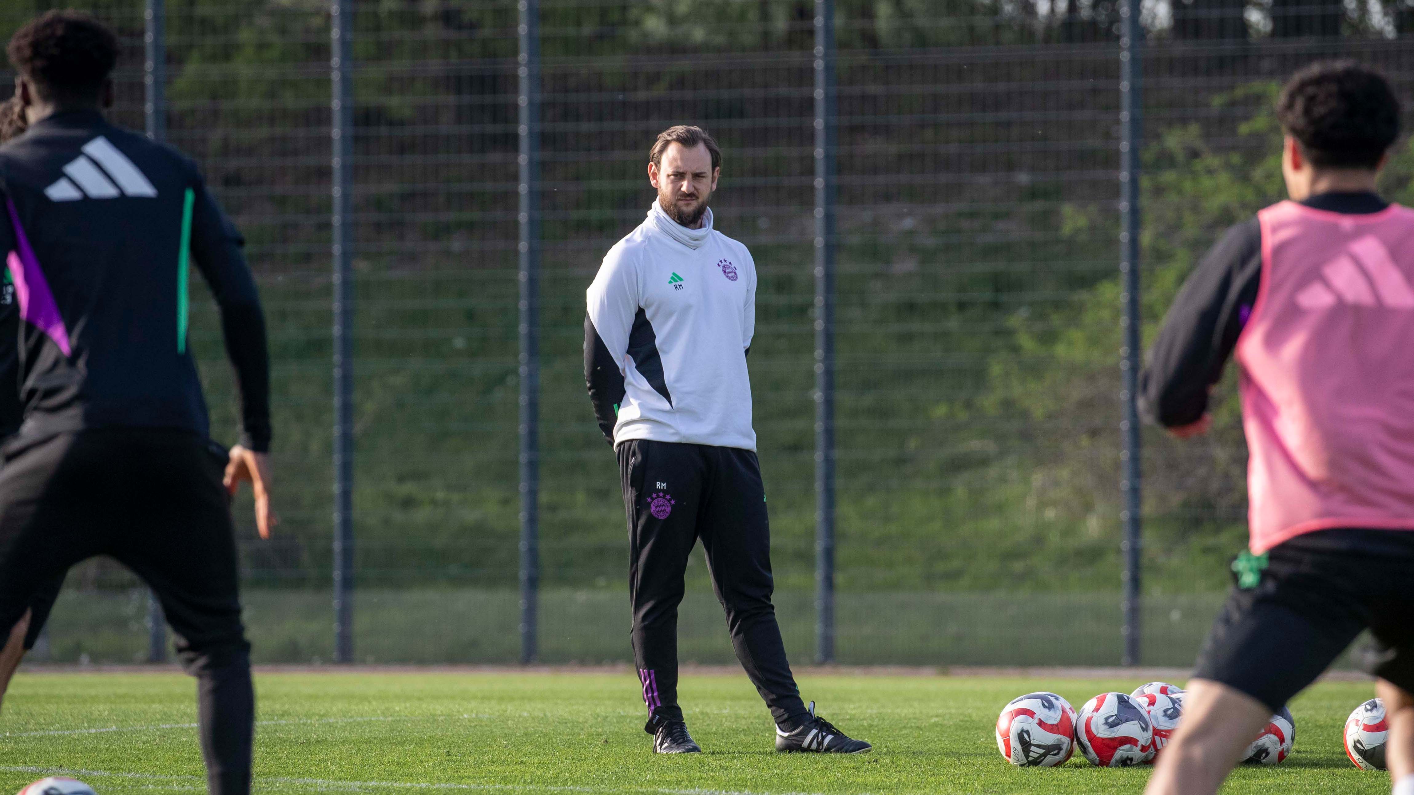 Rene Maric während des Trainings der U19 des FC Bayern.