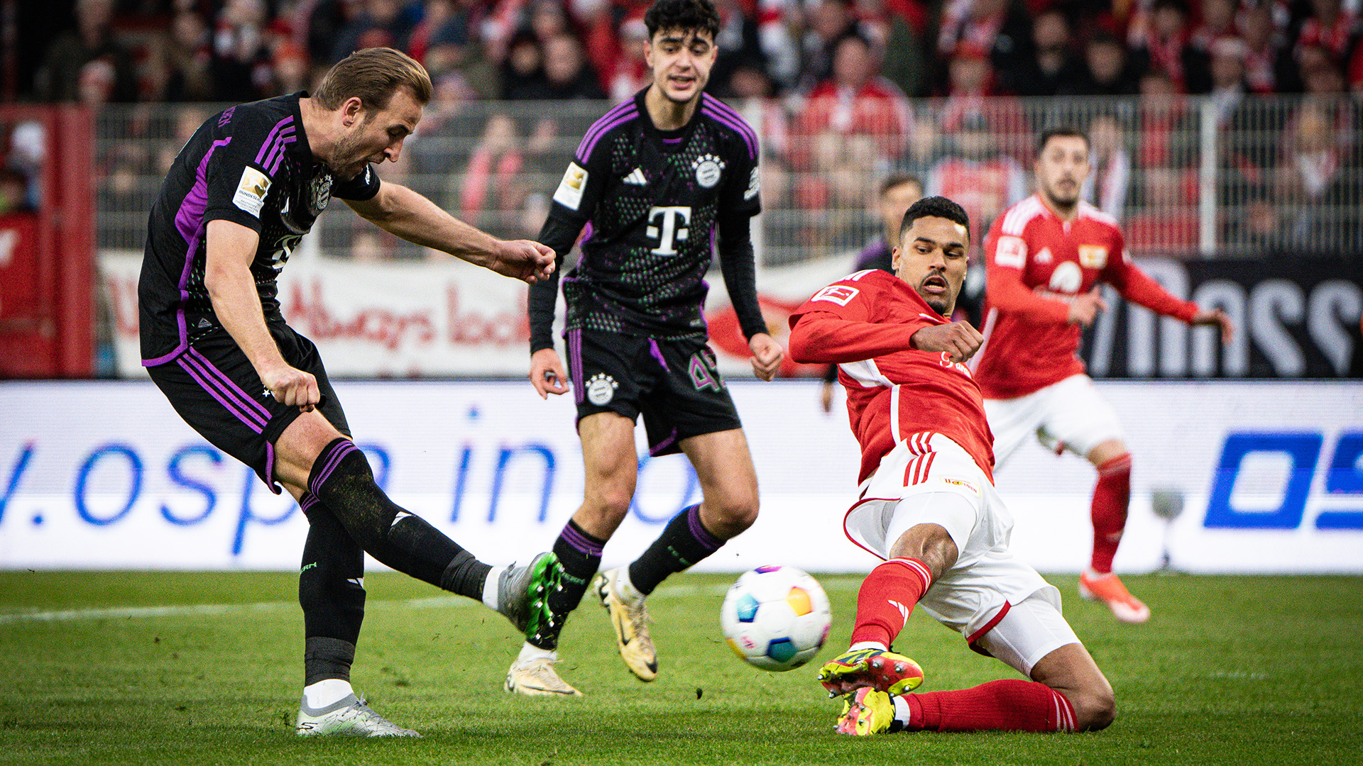 21-union-fcbayern-240420-mel