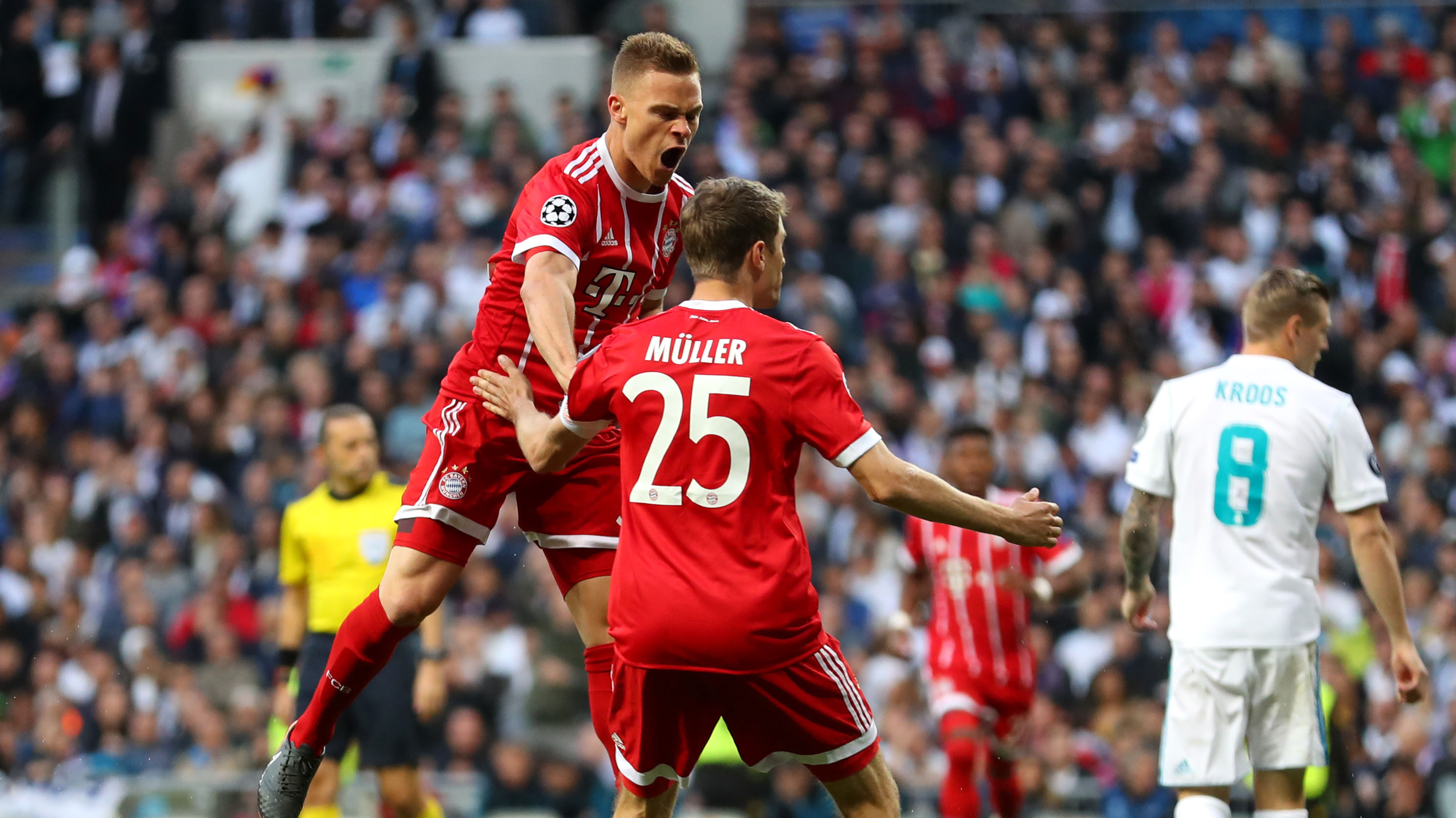 Szene der Partie FC Bayern - Real Madrid in der Champions League