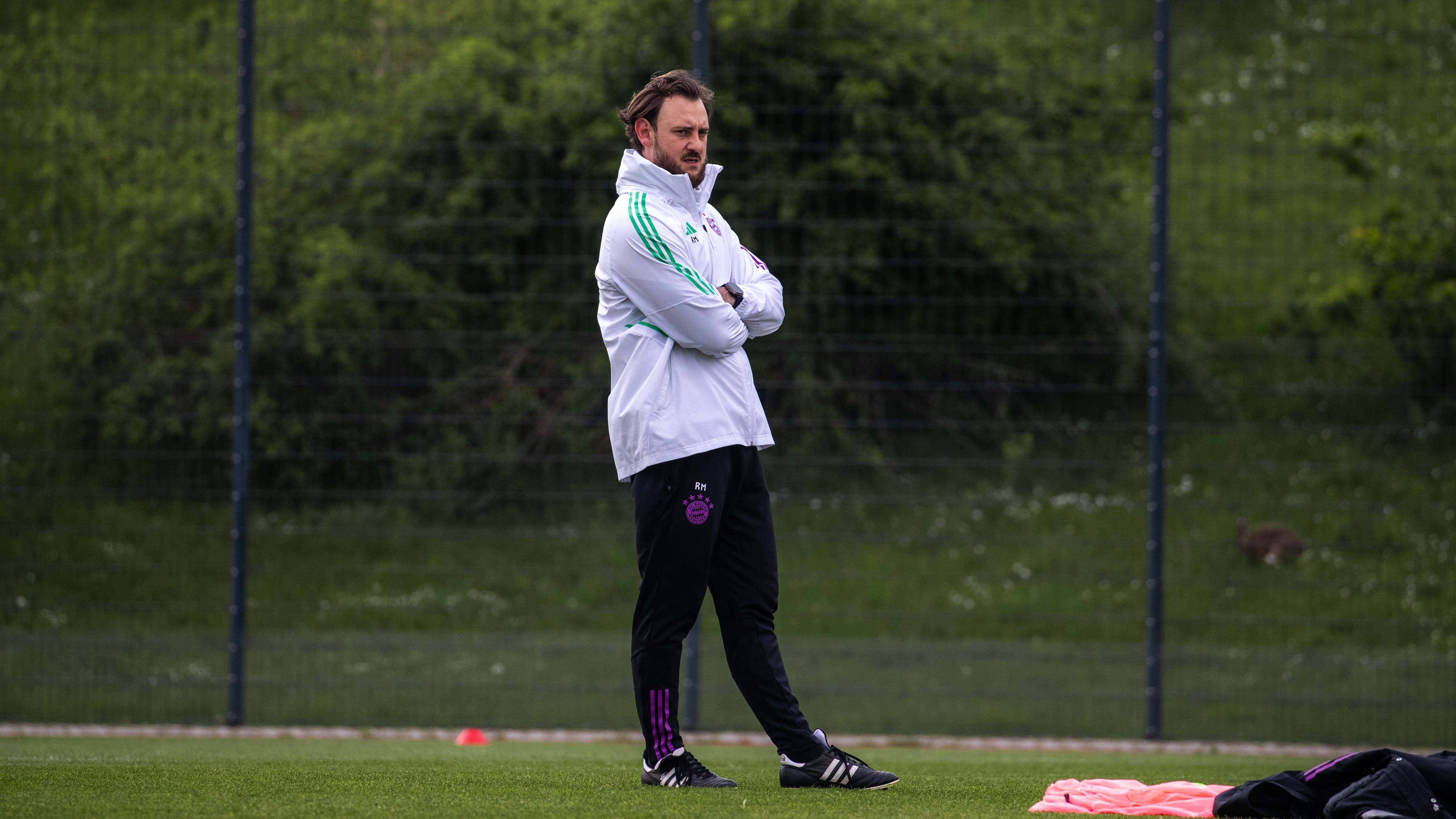 René Marić während des Trainings der U19 des FC Bayern.