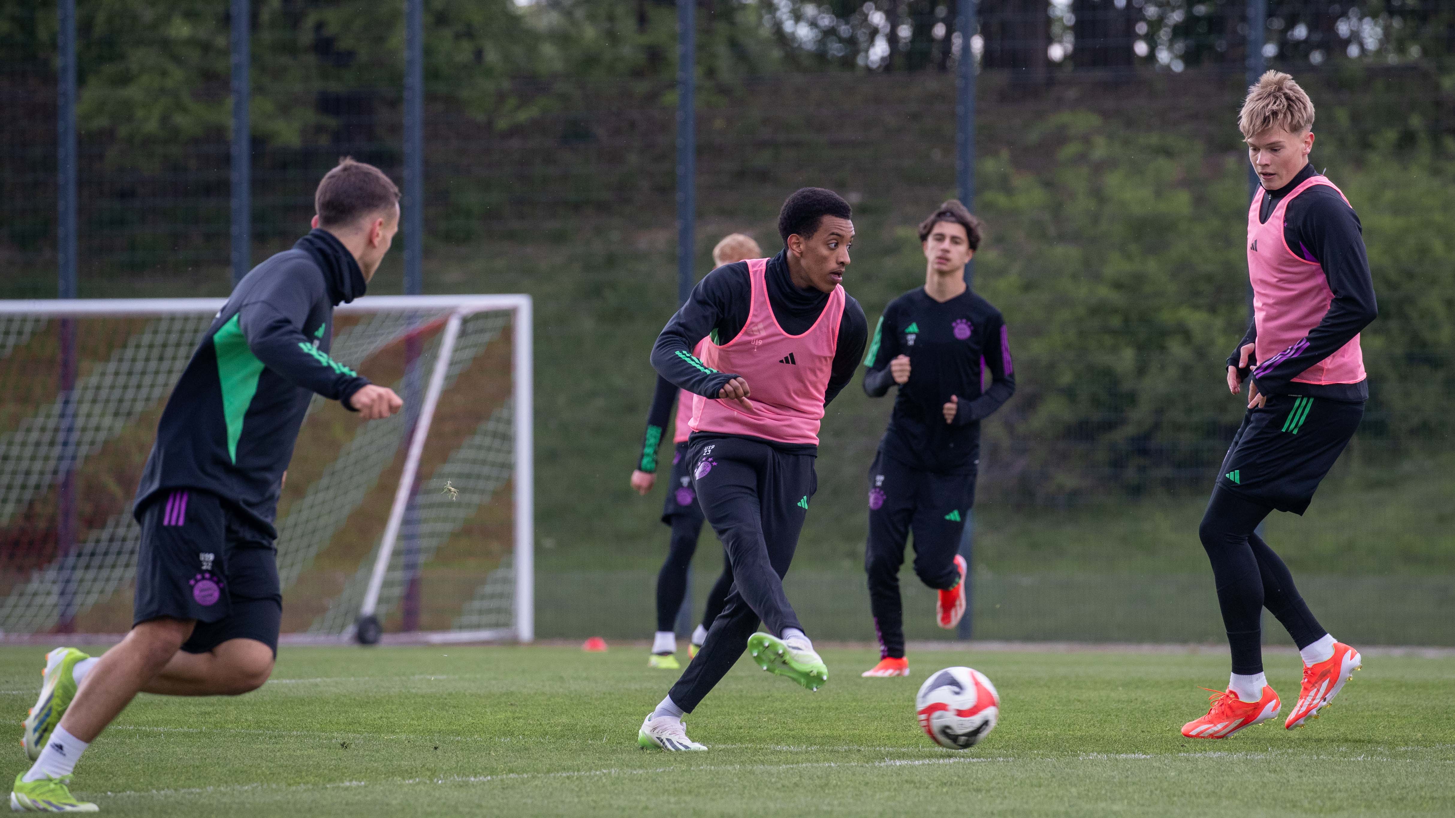 FC Bayern U19, Spielvereinigung Greuther Fürth, Training, Vorbereitung