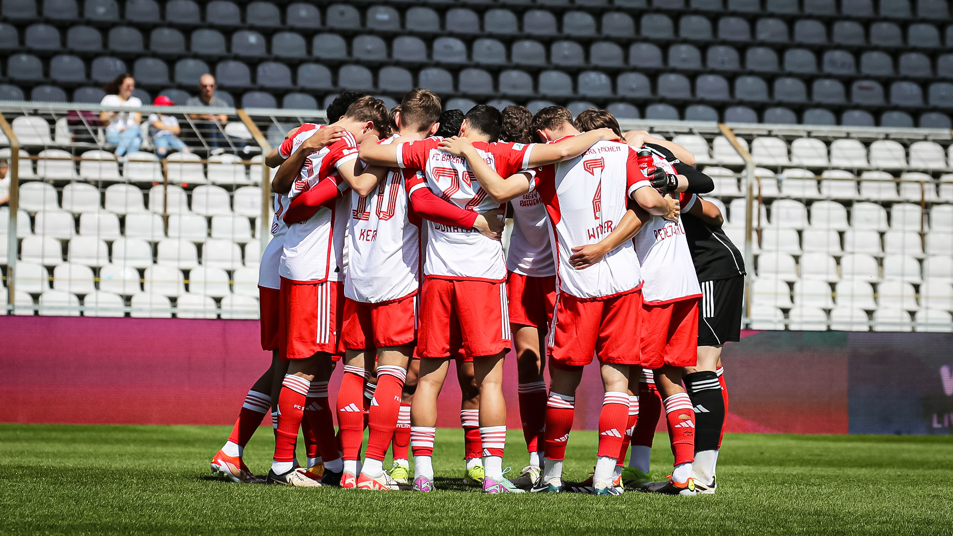 Mannschaft, FC Bayern Amateure, Viktoria Aschaffenburg, Regionalliga Bayern