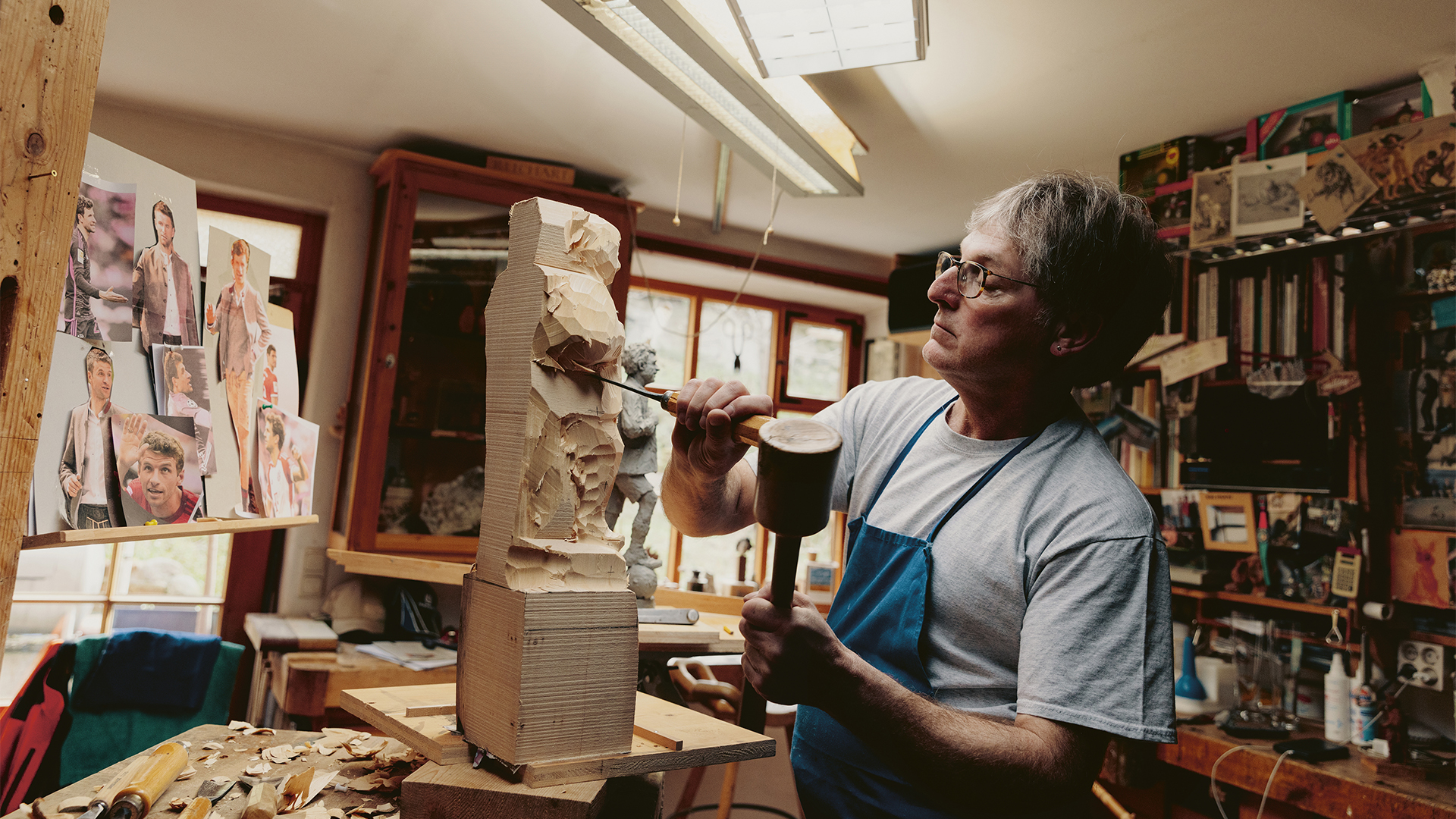 Martin Reichart learned his trade in Oberammergau. His speciality: miniatures and unique items.