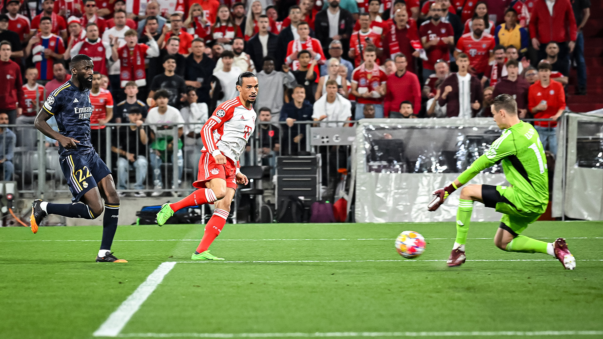 Szene aus dem Hinspiel im Champions League-Halbfinale des FC Bayern gegen Real Madrid