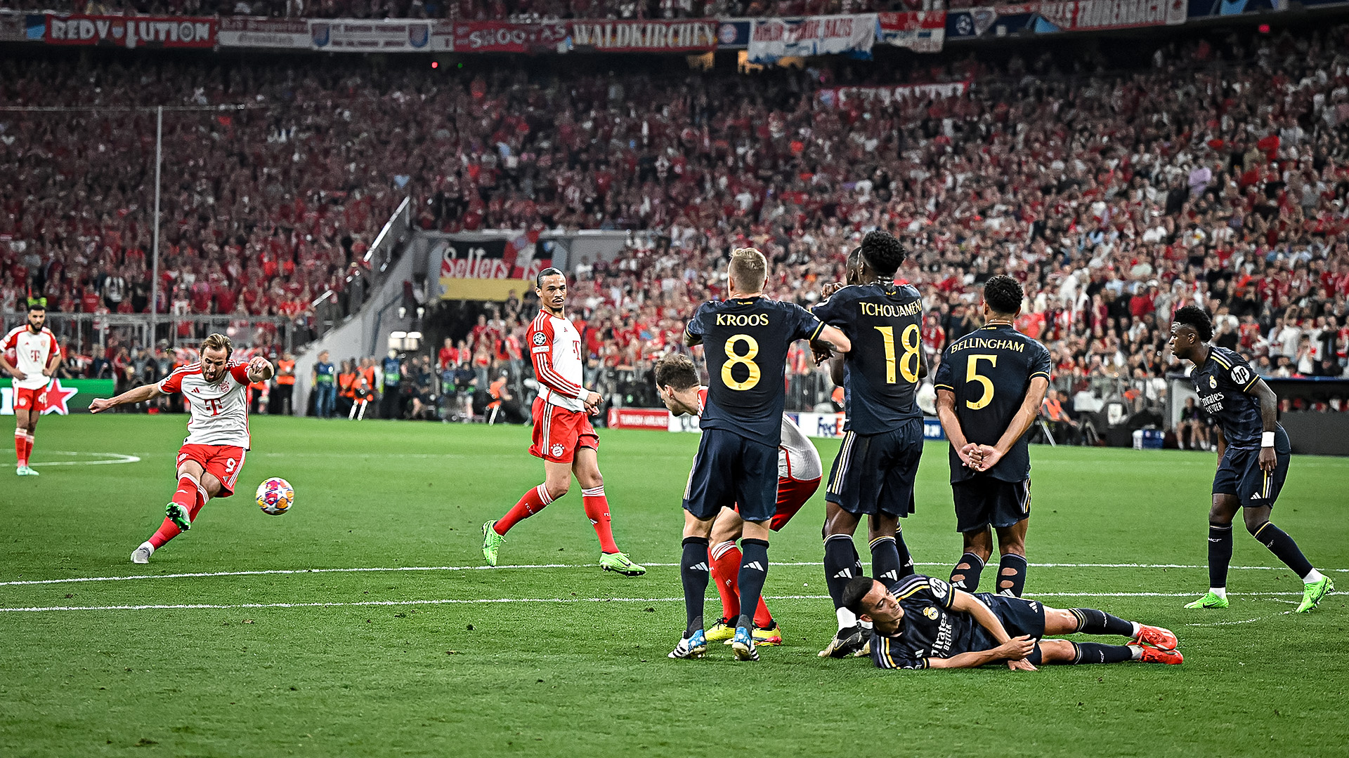 Szene aus dem Hinspiel im Champions League-Halbfinale des FC Bayern gegen Real Madrid