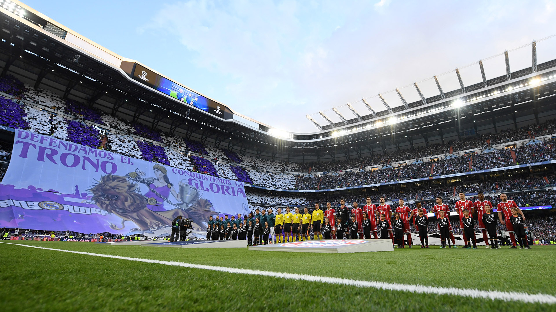 Choreo vor dem Champions League-Spiel des FC Bayern bei Real Madrid 2018