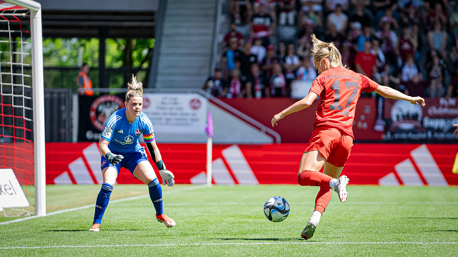 Klara Bühl twice set up Pernille Harder in the first half.