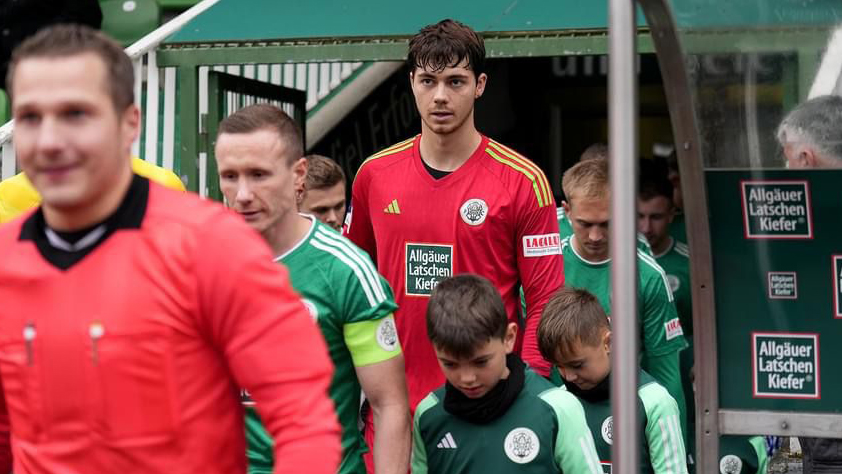 Jakob Mayer gewann mit seiner Mannschaft beim TSV Steinbach.