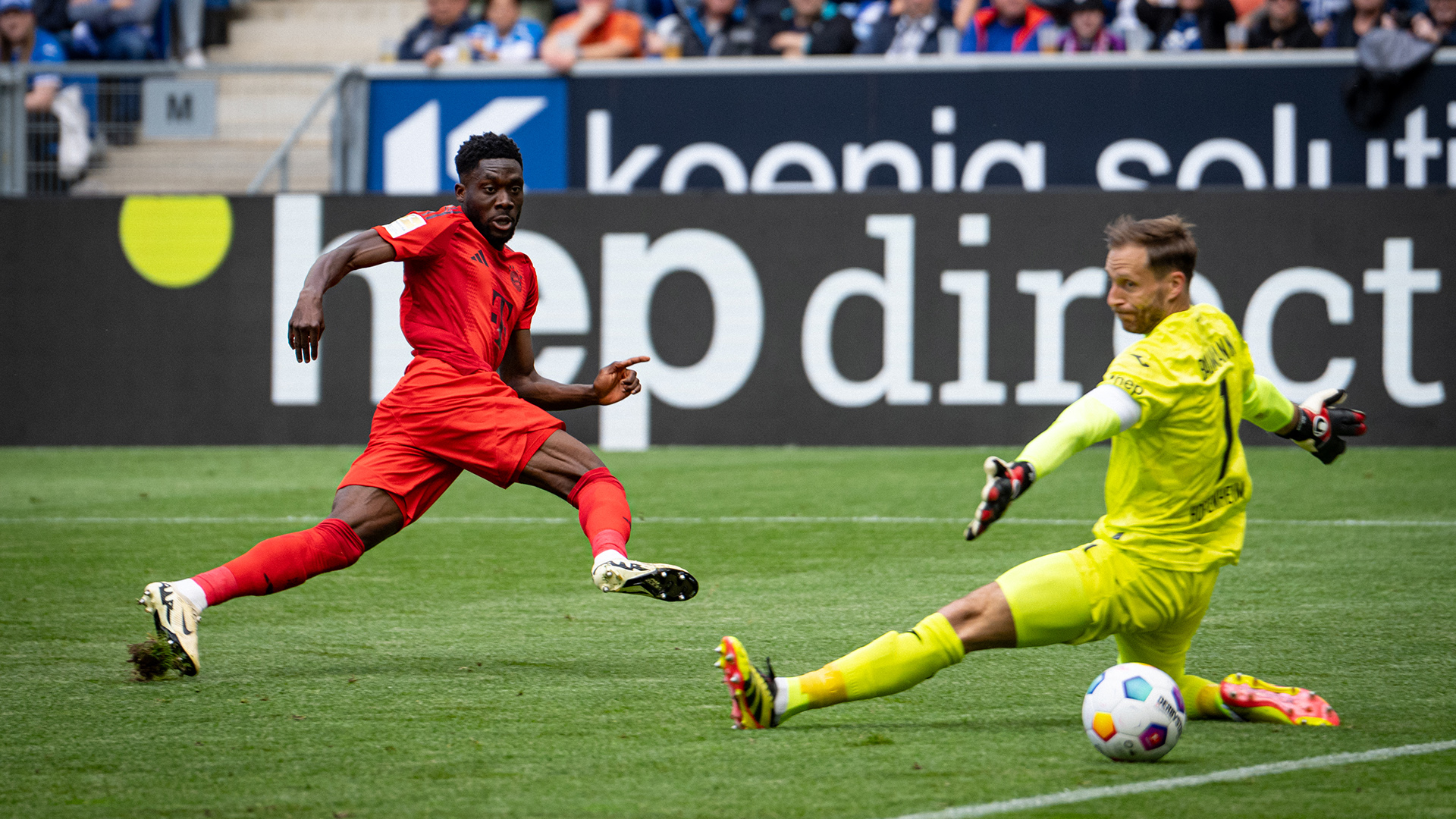 Spielszene aus dem Bundesliga-Duell FC Bayern bei der TSG Hoffenheim