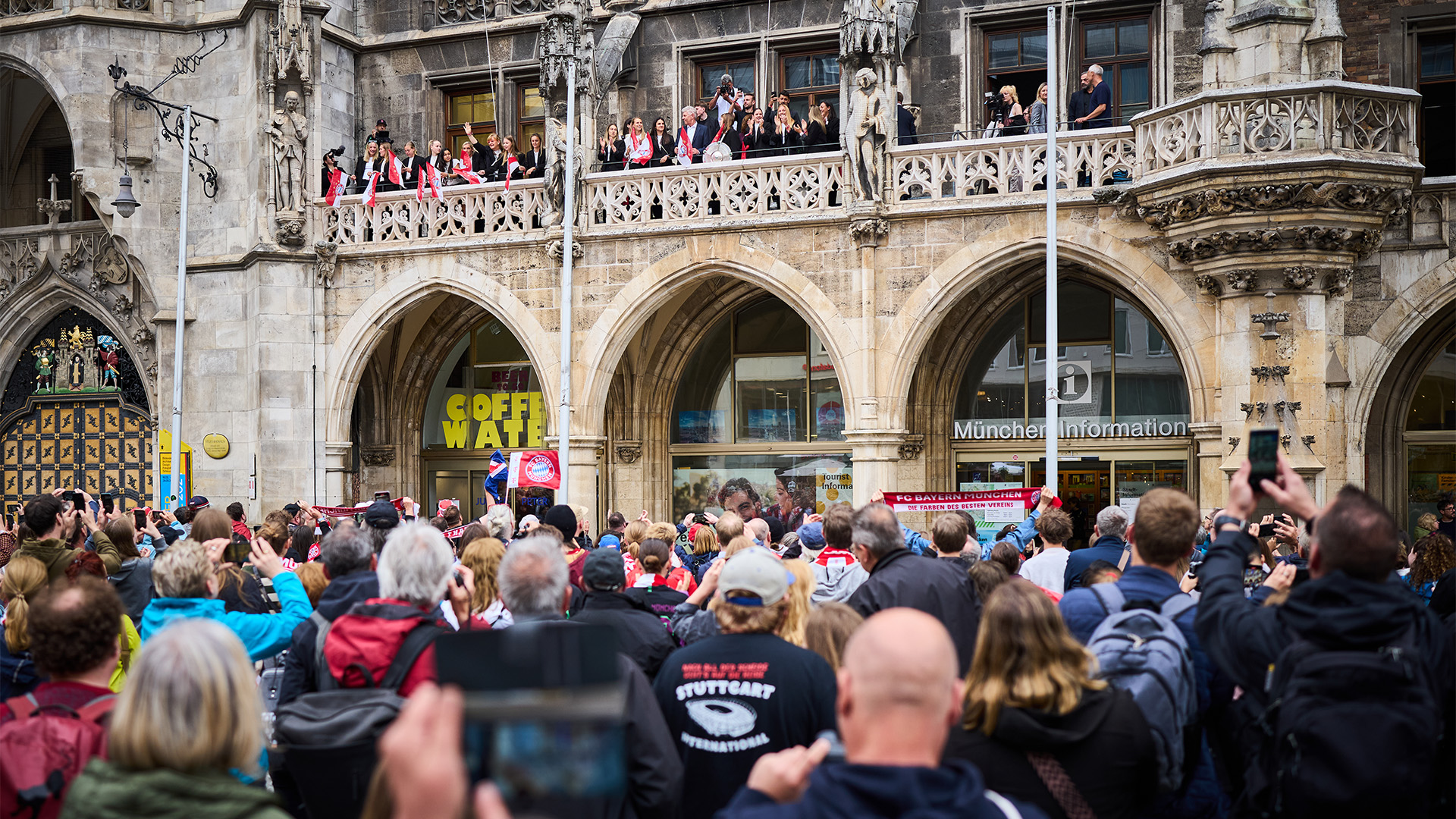 18-fcbayern-frauen-meisterempfang-rathaus-240521-mel