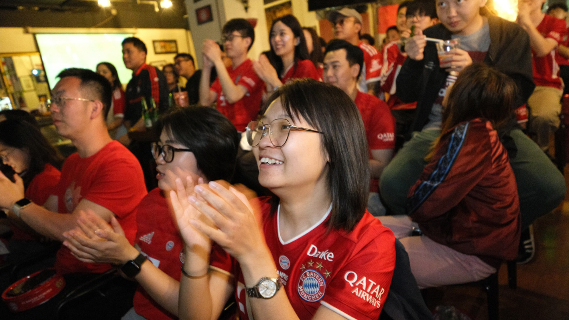 Hinchas del FC Bayern en la Watchparty de China