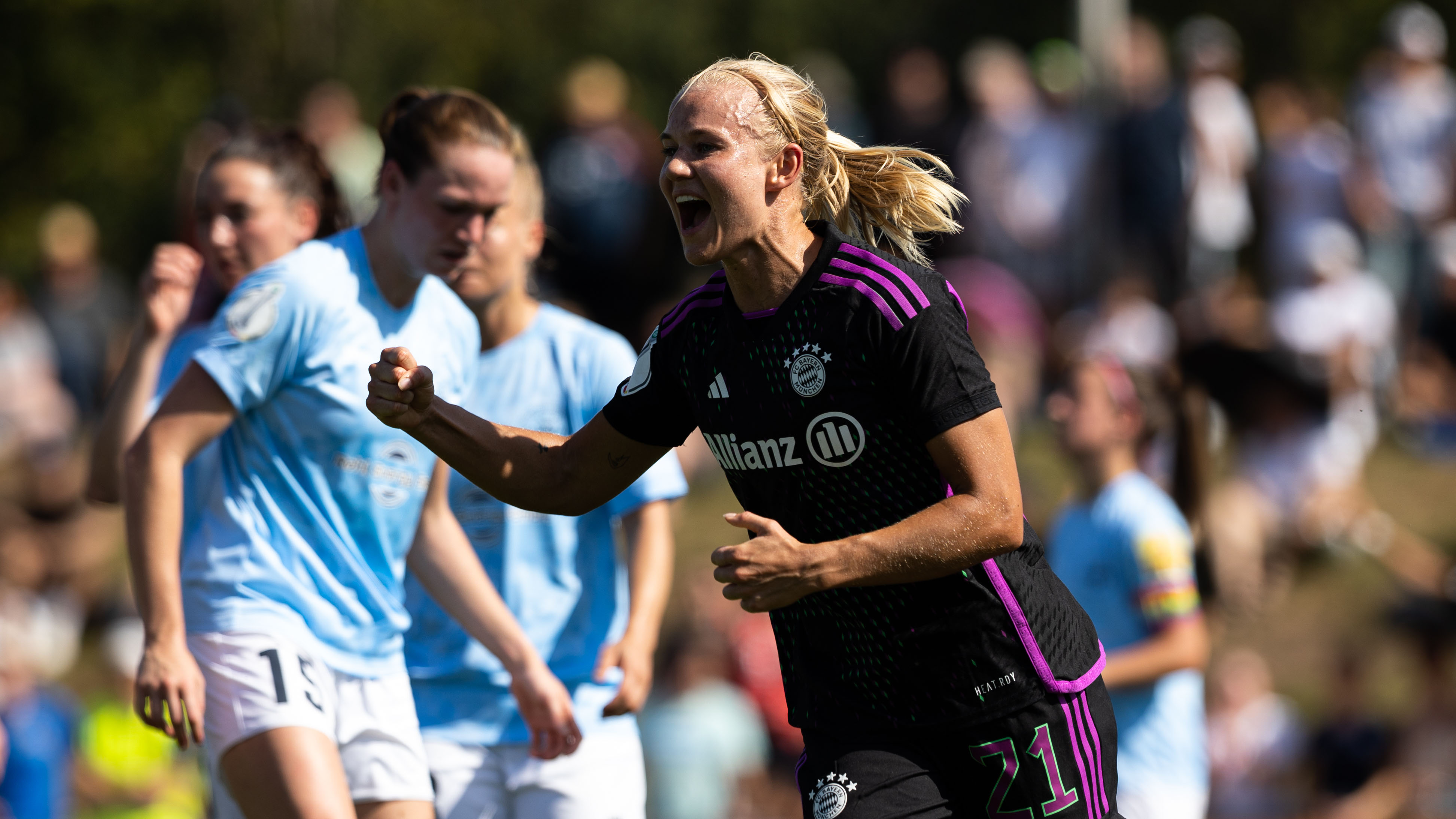 Pernille Harder scored her first goal for Bayern on her competitive debut.