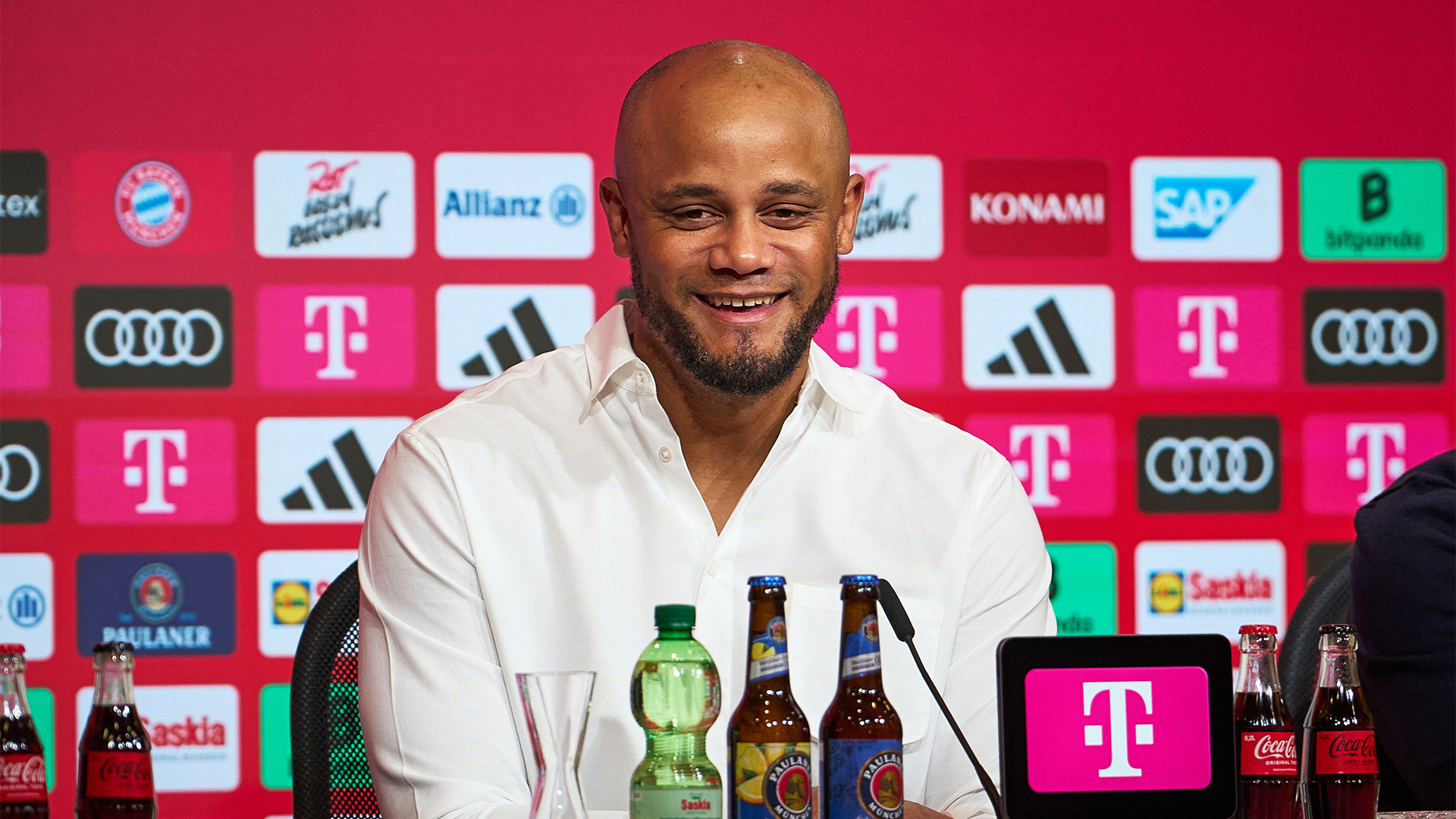 Nuevo entrenador FC Bayer: Vincent Kompany