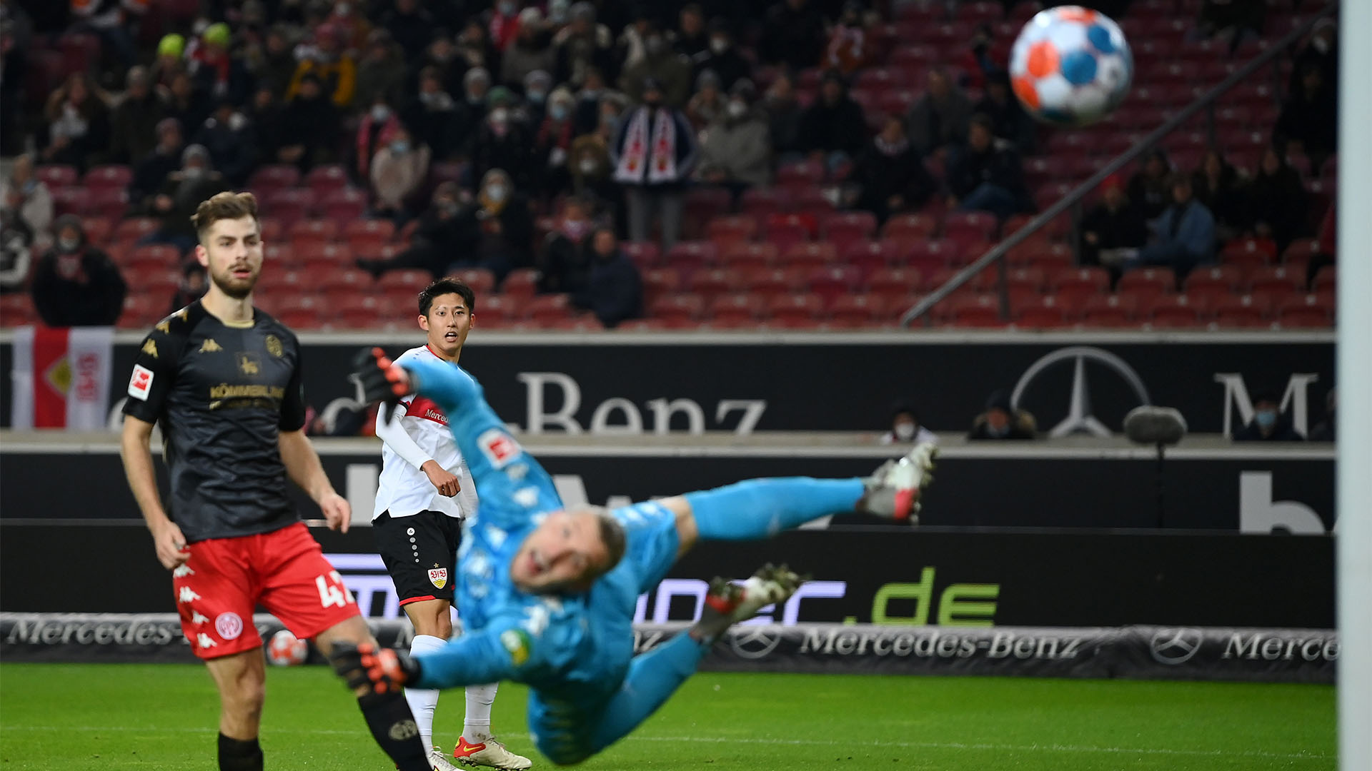 Ito marcó su primer gol en la Bundesliga en noviembre de 2021 con un espectacular disparo en un choque contra el 1. FSV Mainz 05.