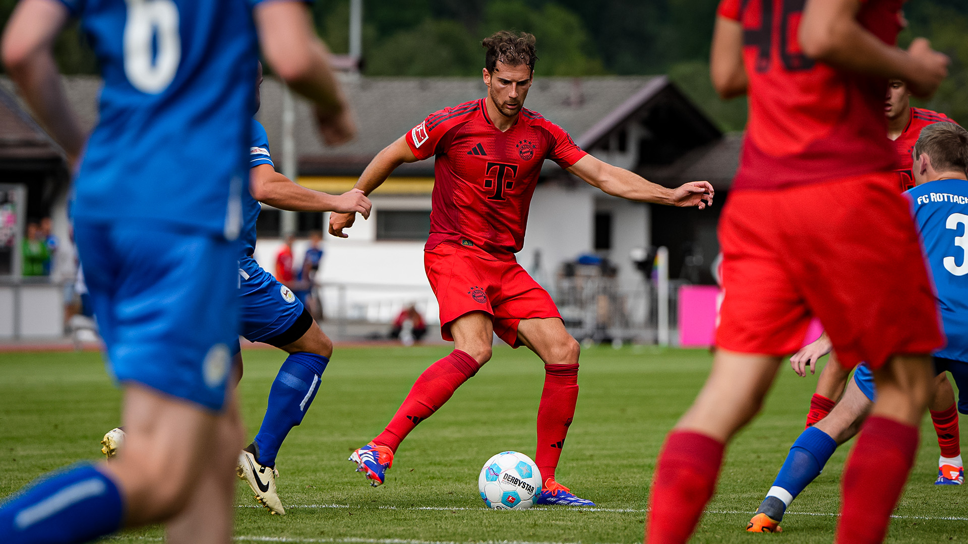 Jugada del partido amistoso FC Rottach-Egern vs. FC Bayern