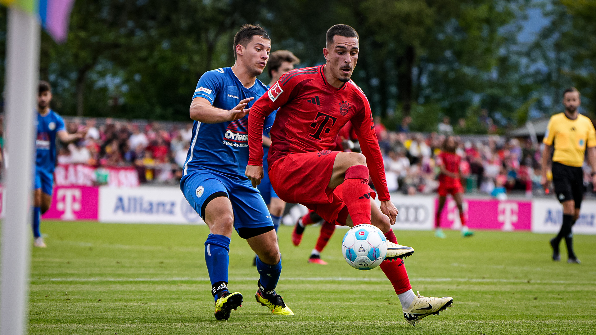 Jugada del partido amistoso FC Rottach-Egern vs. FC Bayern