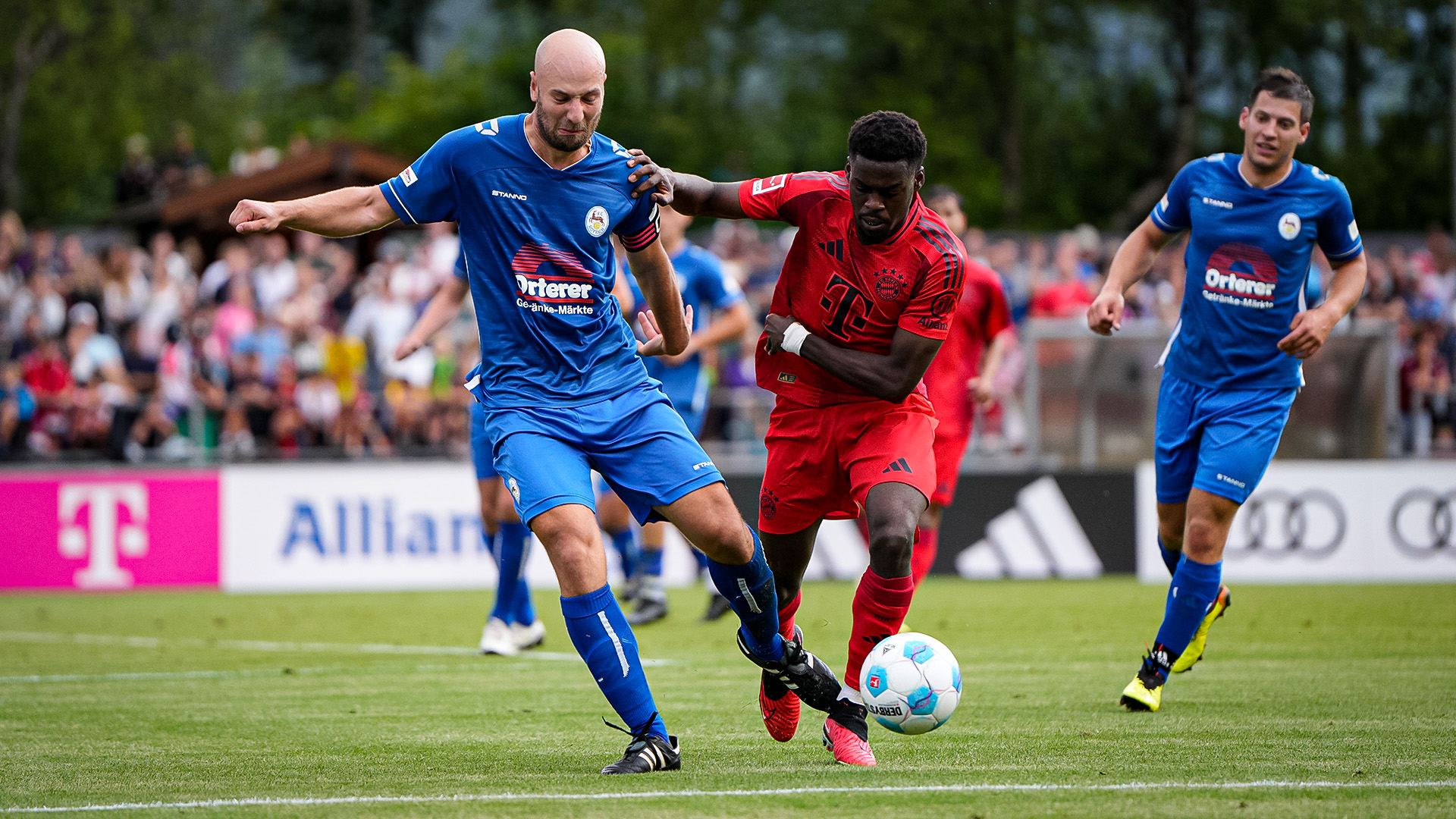 Jugada del partido amistoso FC Rottach-Egern vs. FC Bayern