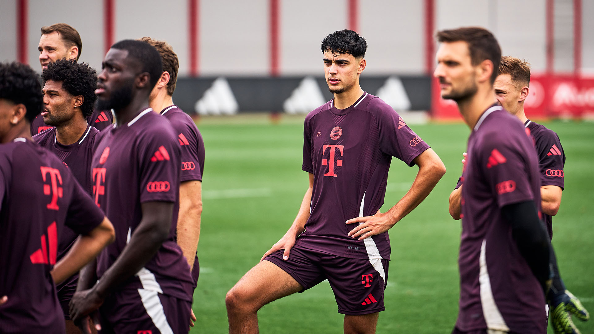 08-fcbayern-training-240808-mel