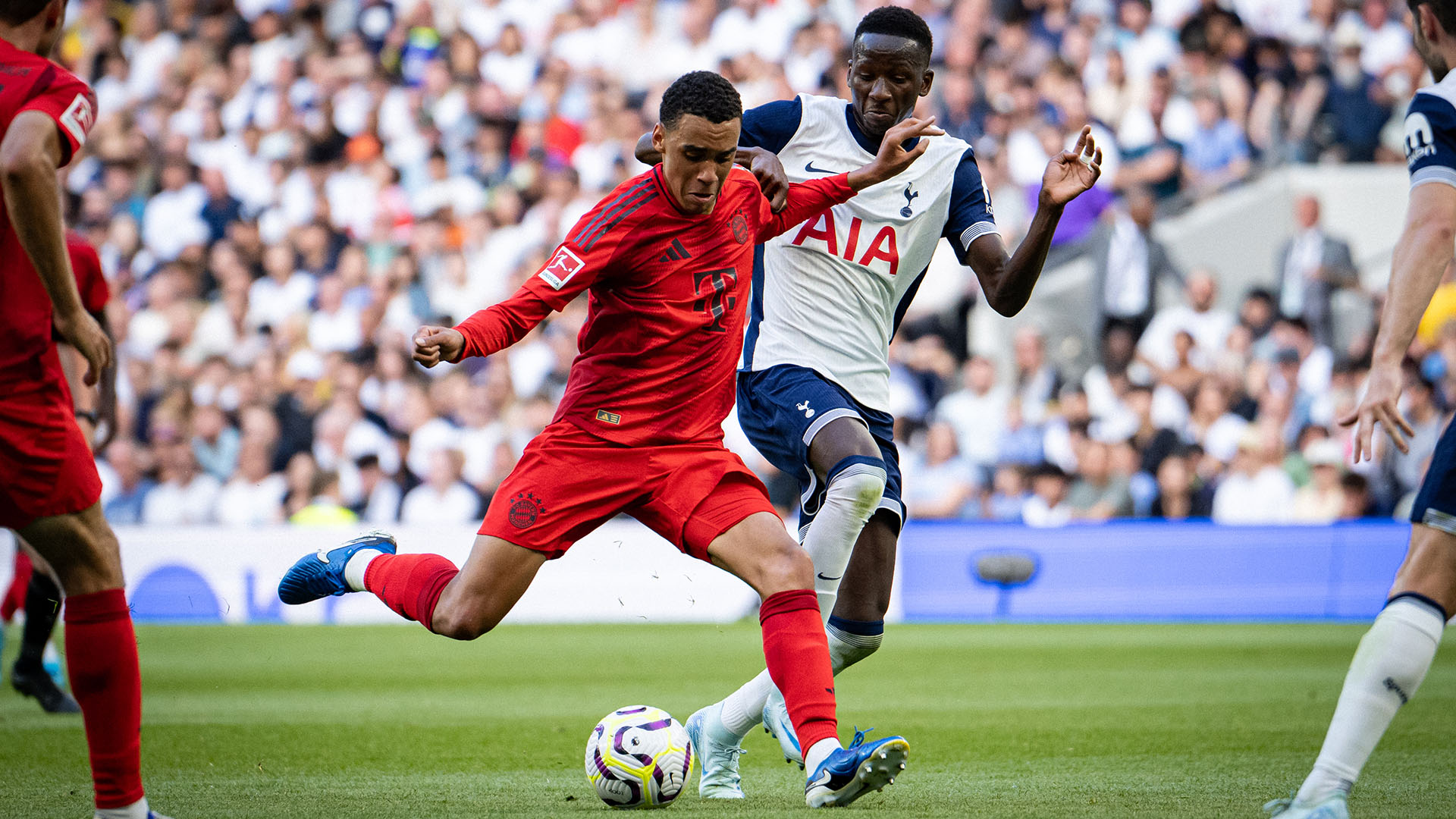 Spielszene aus dem Testspiel Tottenham Hotspur - FC Bayern