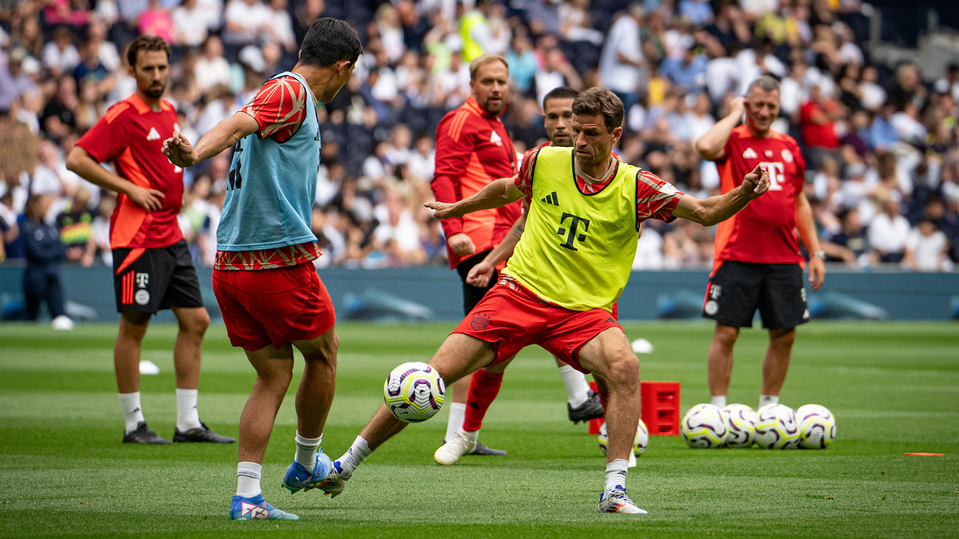 Escenas del partido amistoso entre el Tottenham Hotspur y el FC Bayern