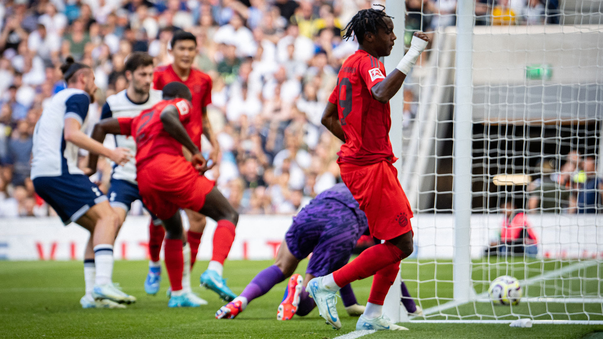 Spielszene aus dem Testspiel Tottenham Hotspur vs. FC Bayern