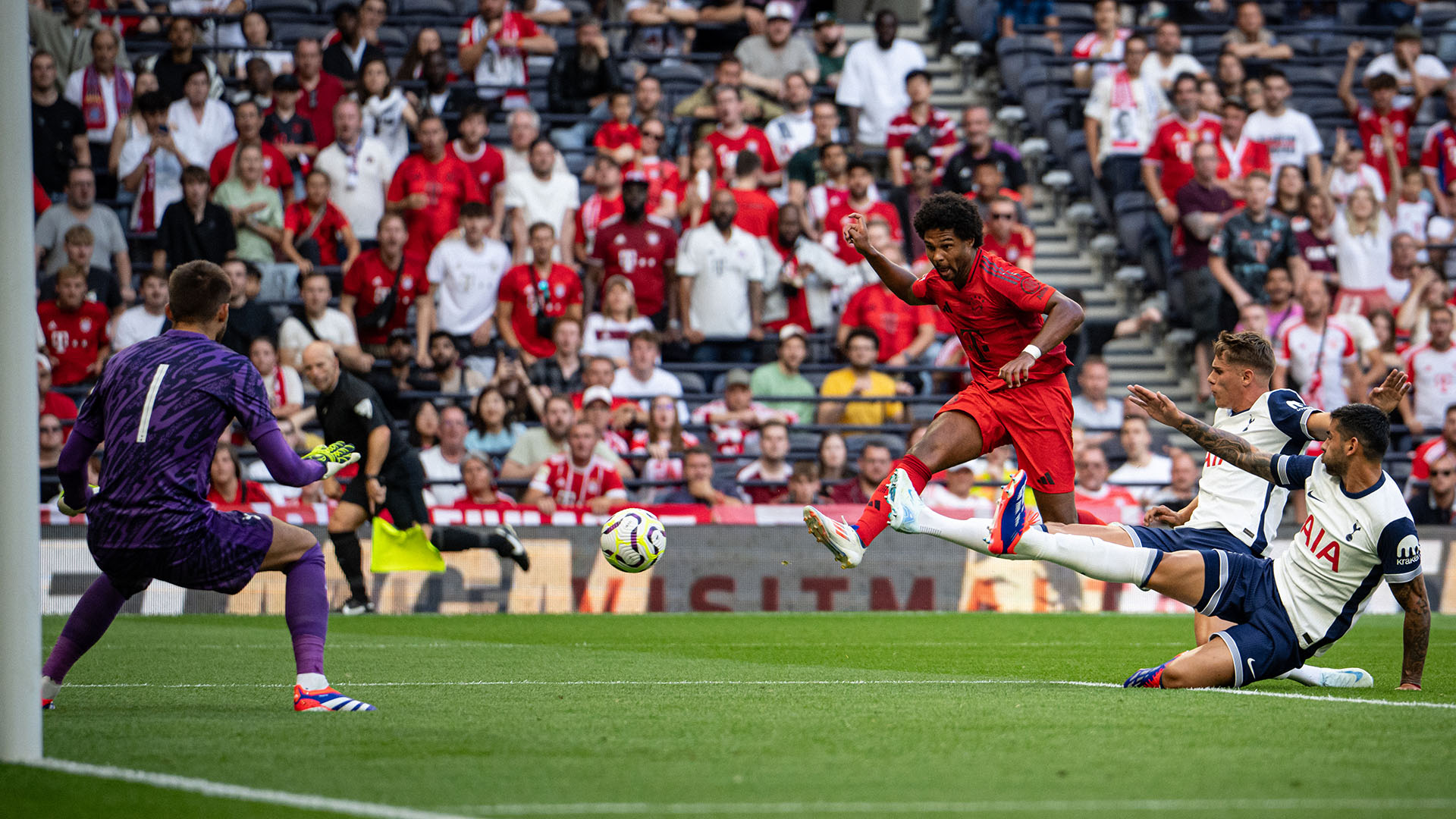 Spielszene aus dem Testspiel Tottenham Hotspur vs. FC Bayern