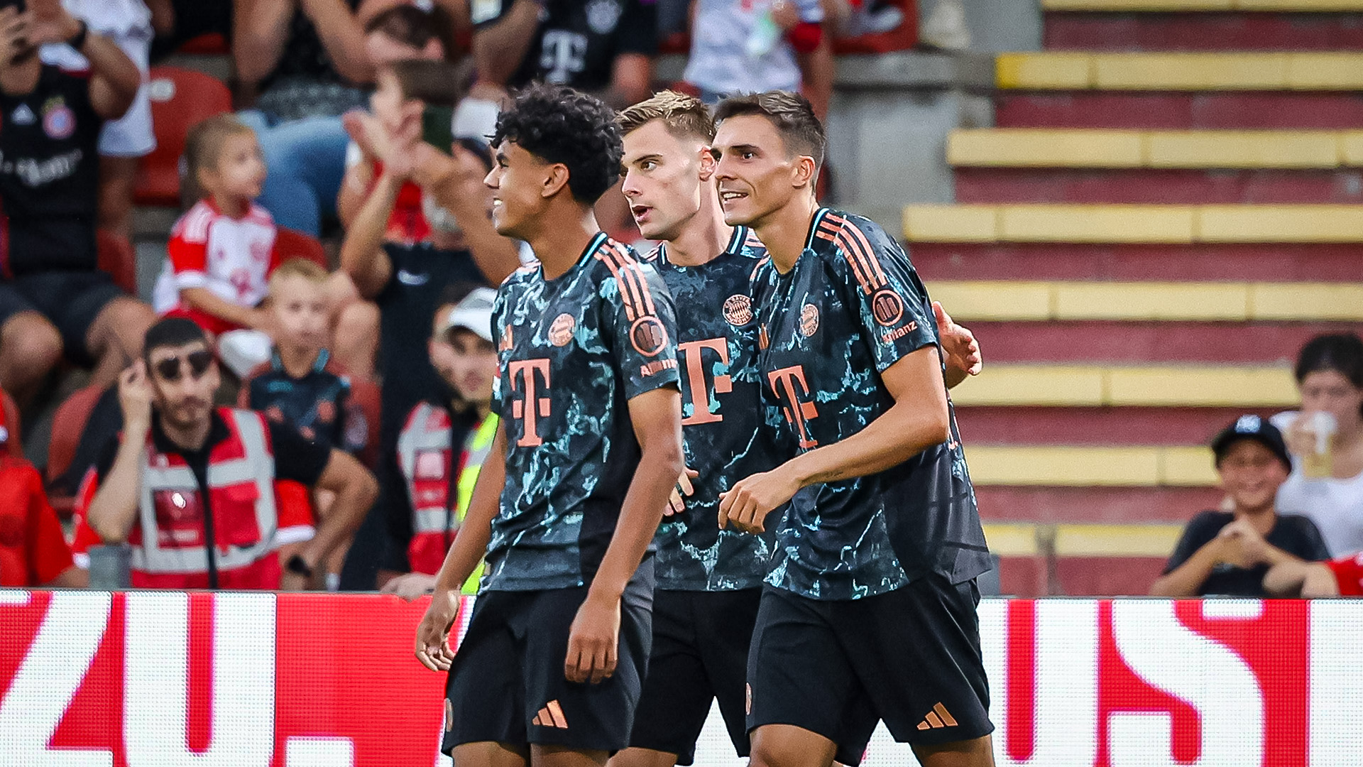 Jugada partido amistoso FC Bayern vs. WSG Tirol