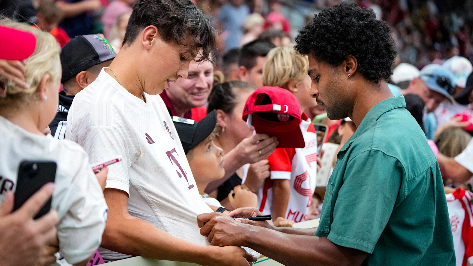 Jugada partido amistoso FC Bayern - WSG Tirol