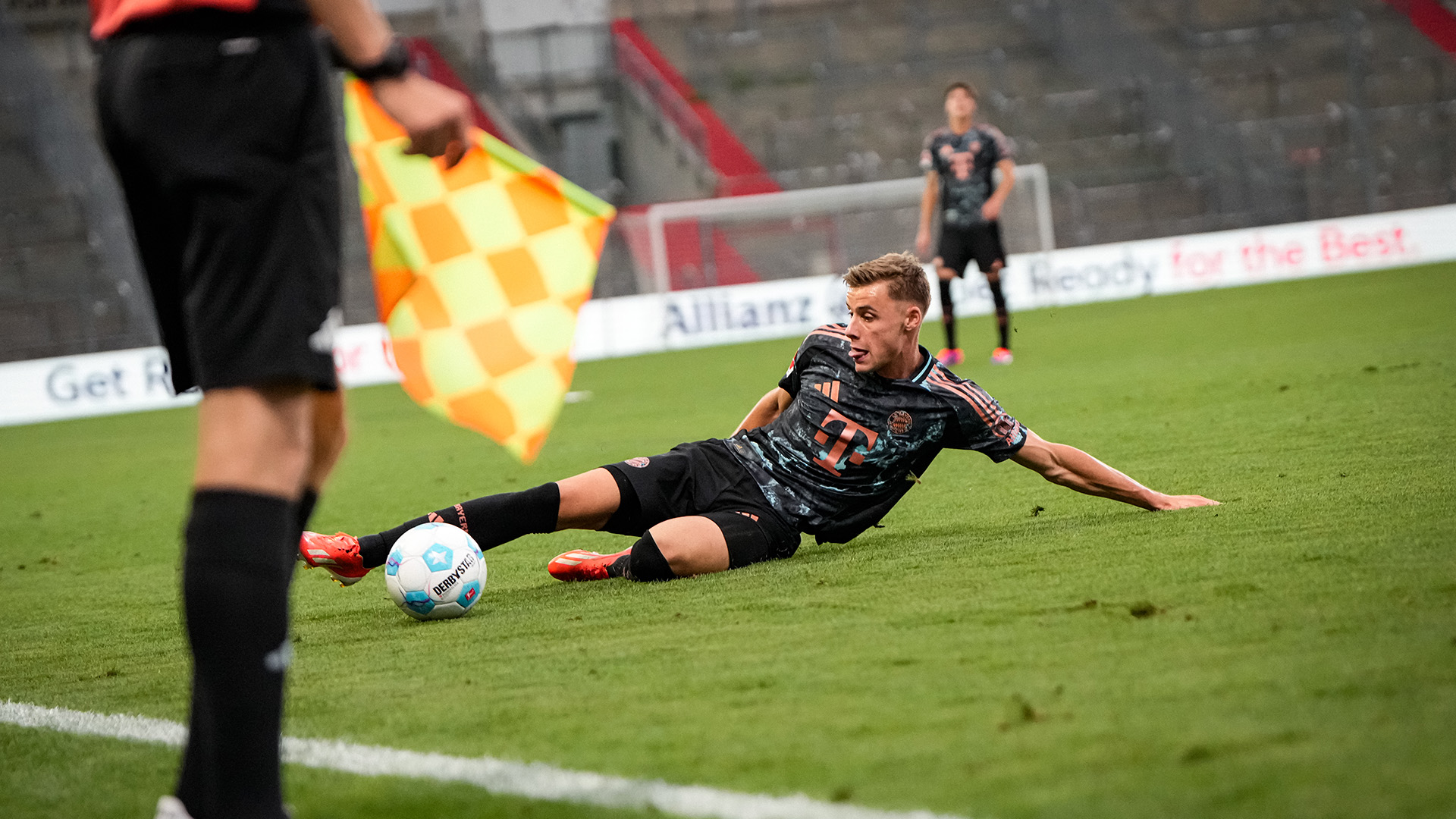 Jugada partido amistoso FC Bayern - WSG Tirol