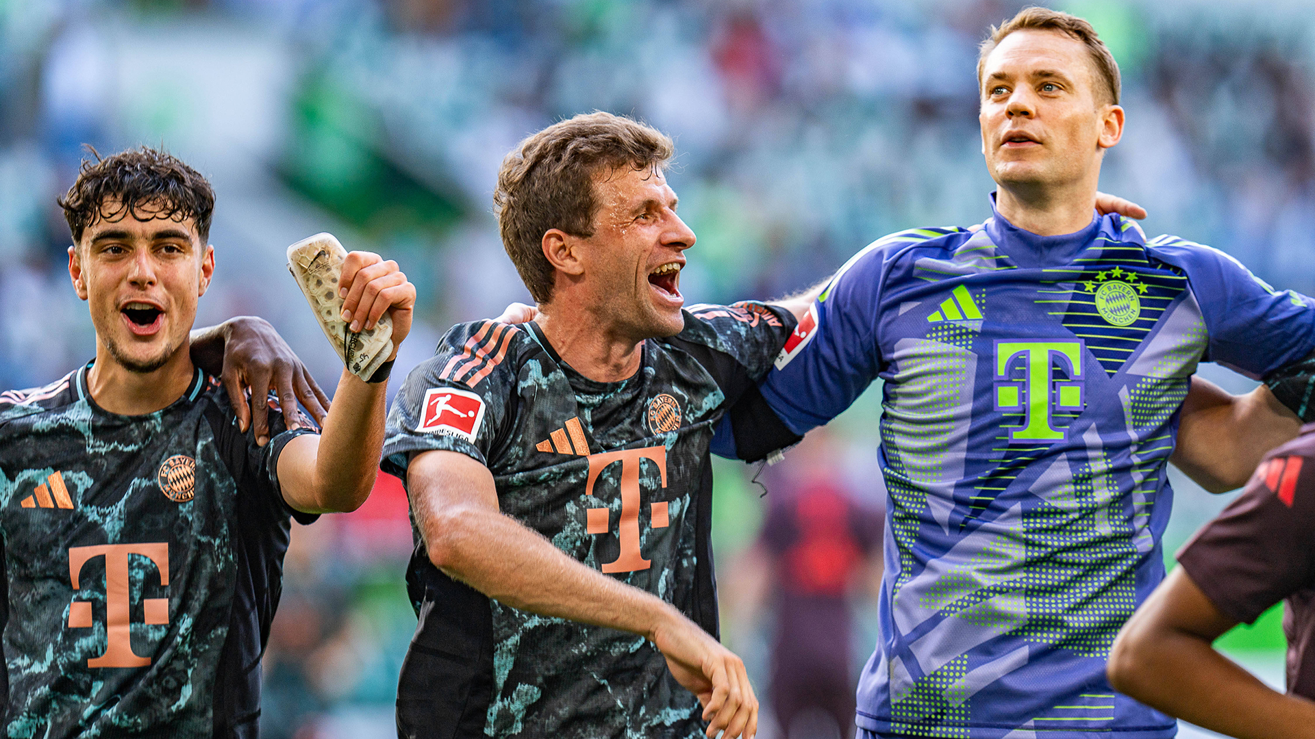 Thomas Müller celebrates for FC Bayern