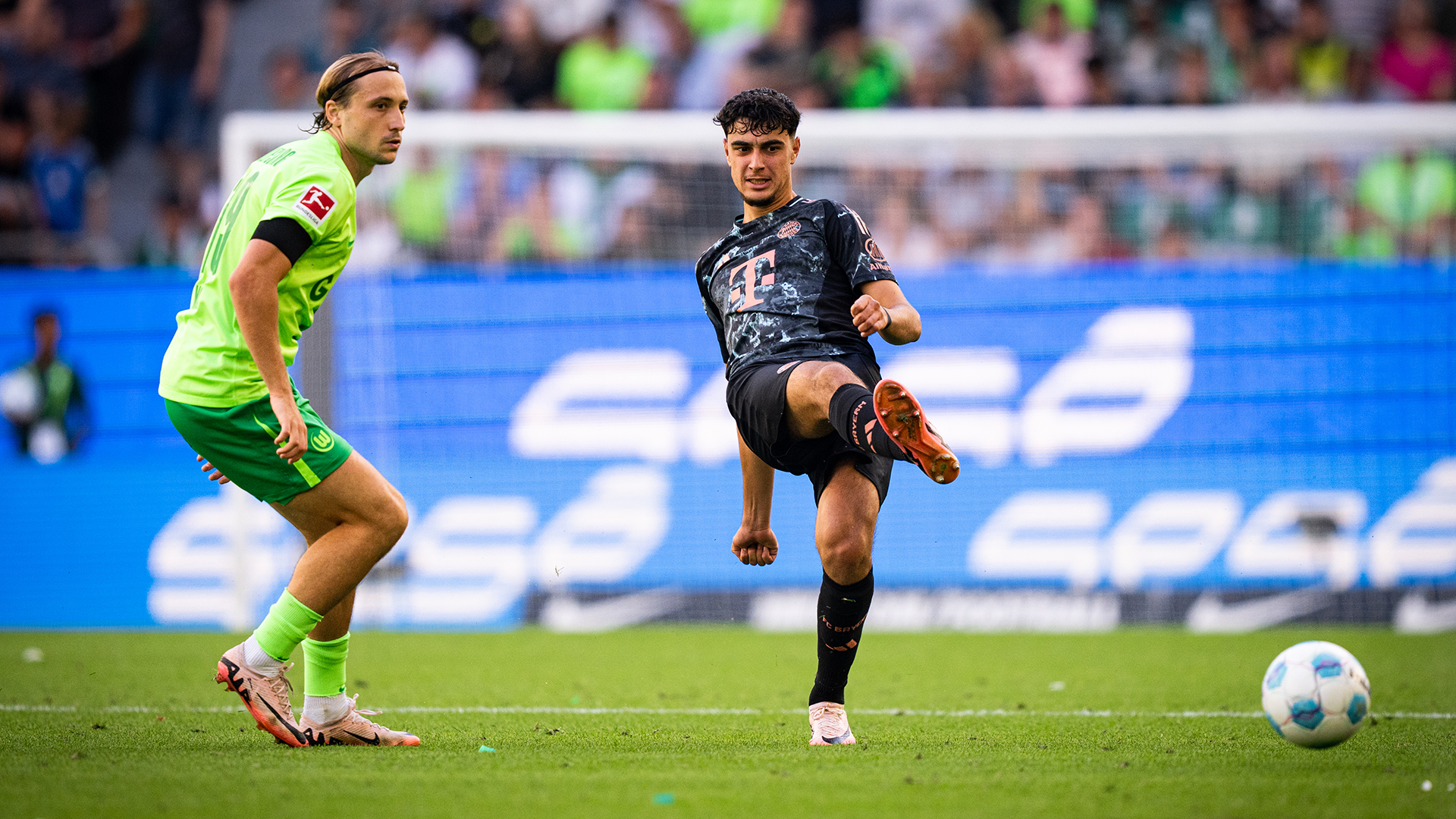 18-fcbayern-wolfsburg-240825-mel