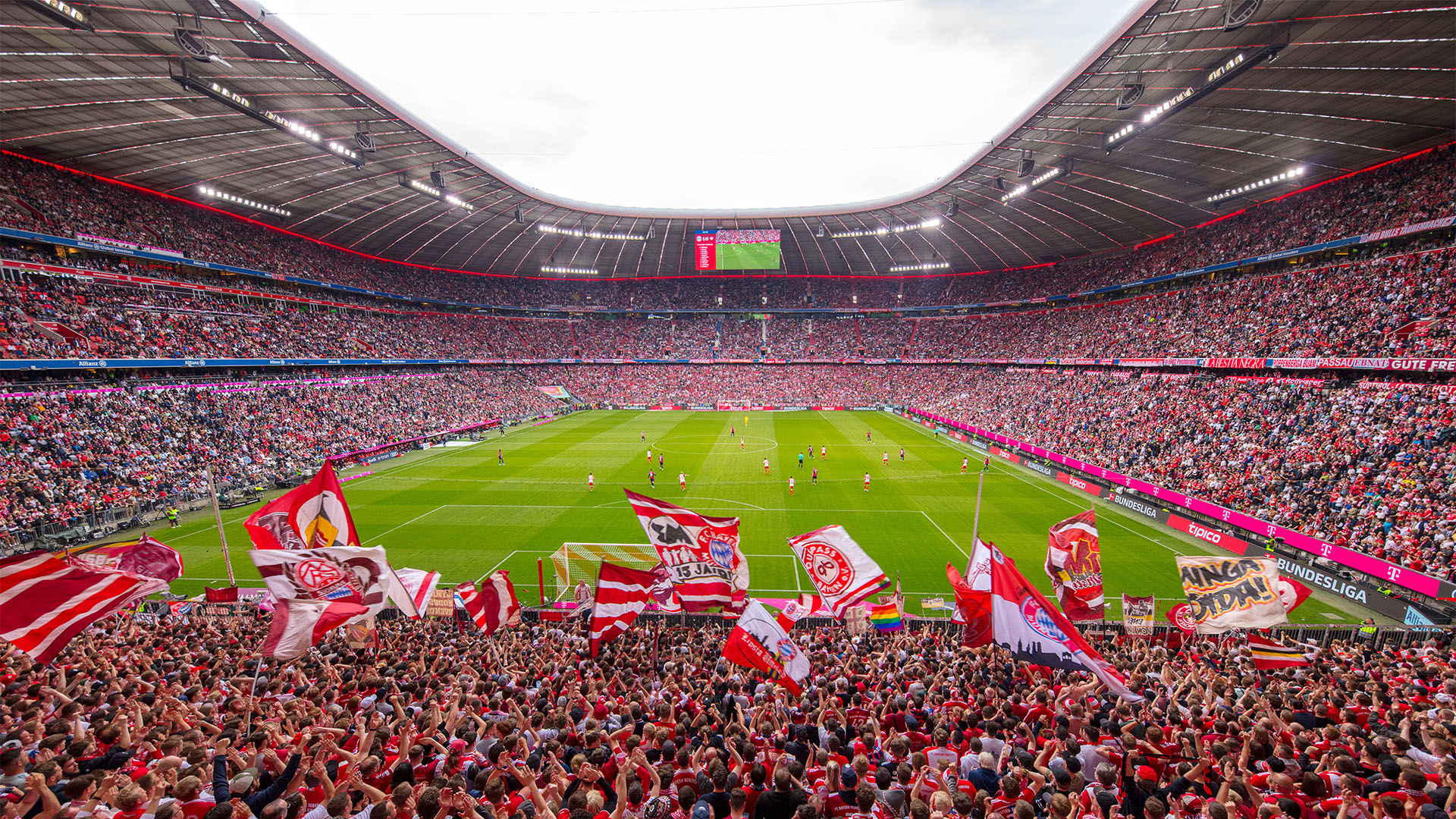 230520-fcbayern-allianz-arena-zuschauer-duc