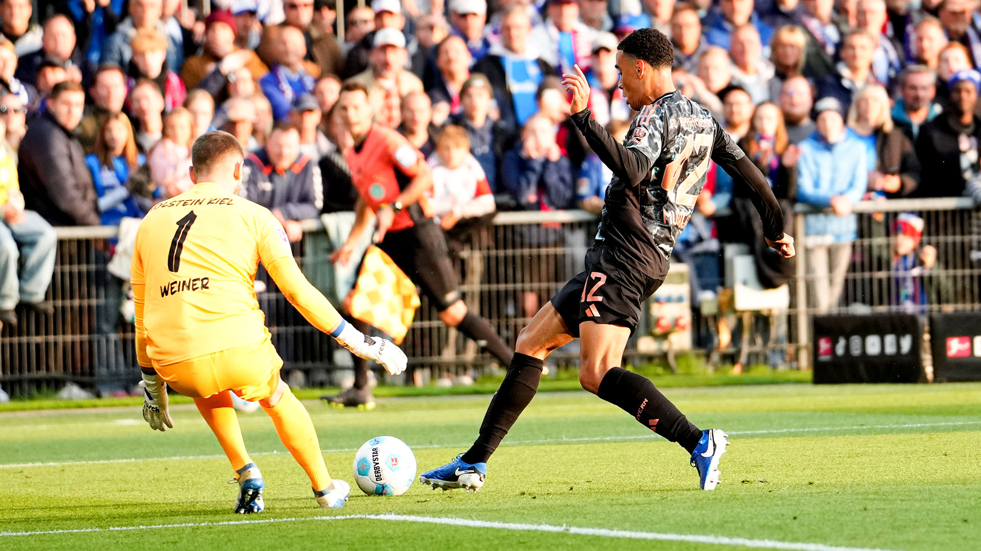 11-kiel-fcbayern-240914-mel