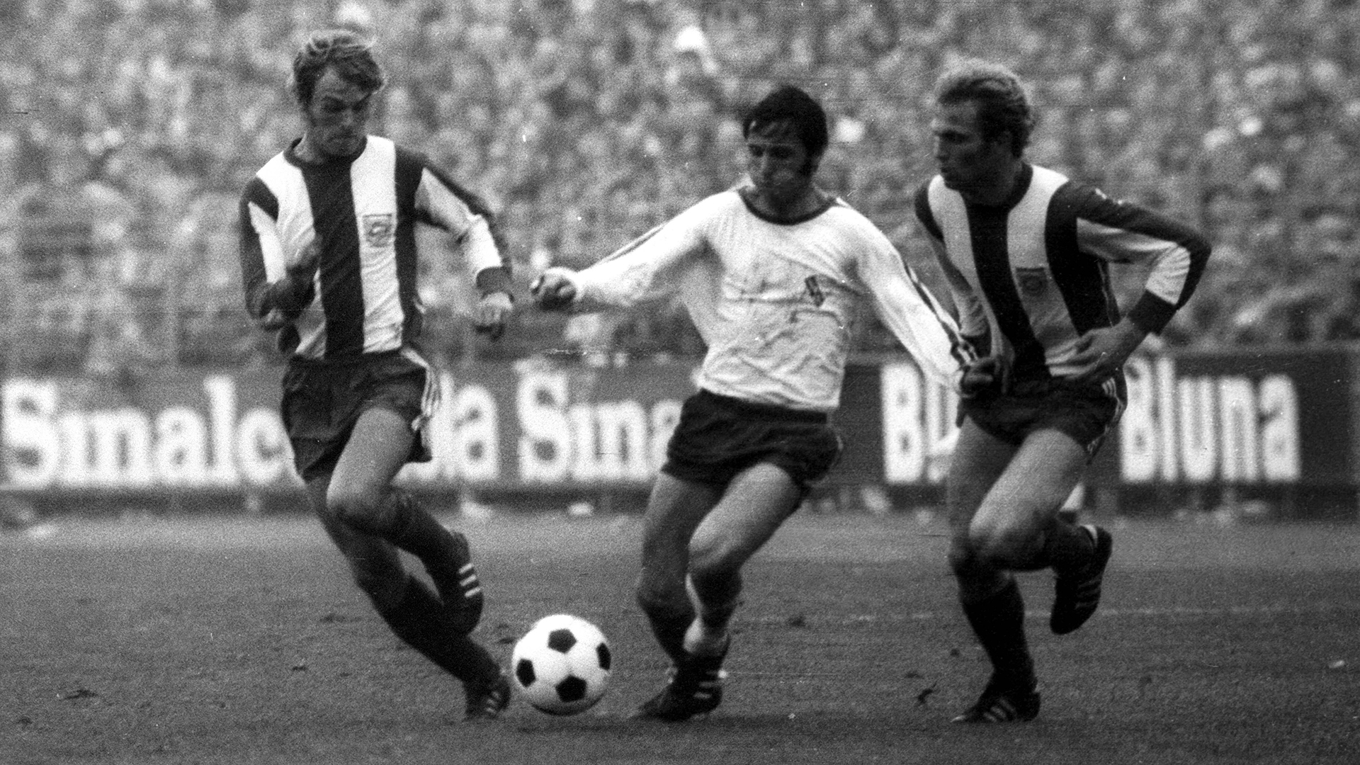 06-710925-bochum-fcbayern-ima