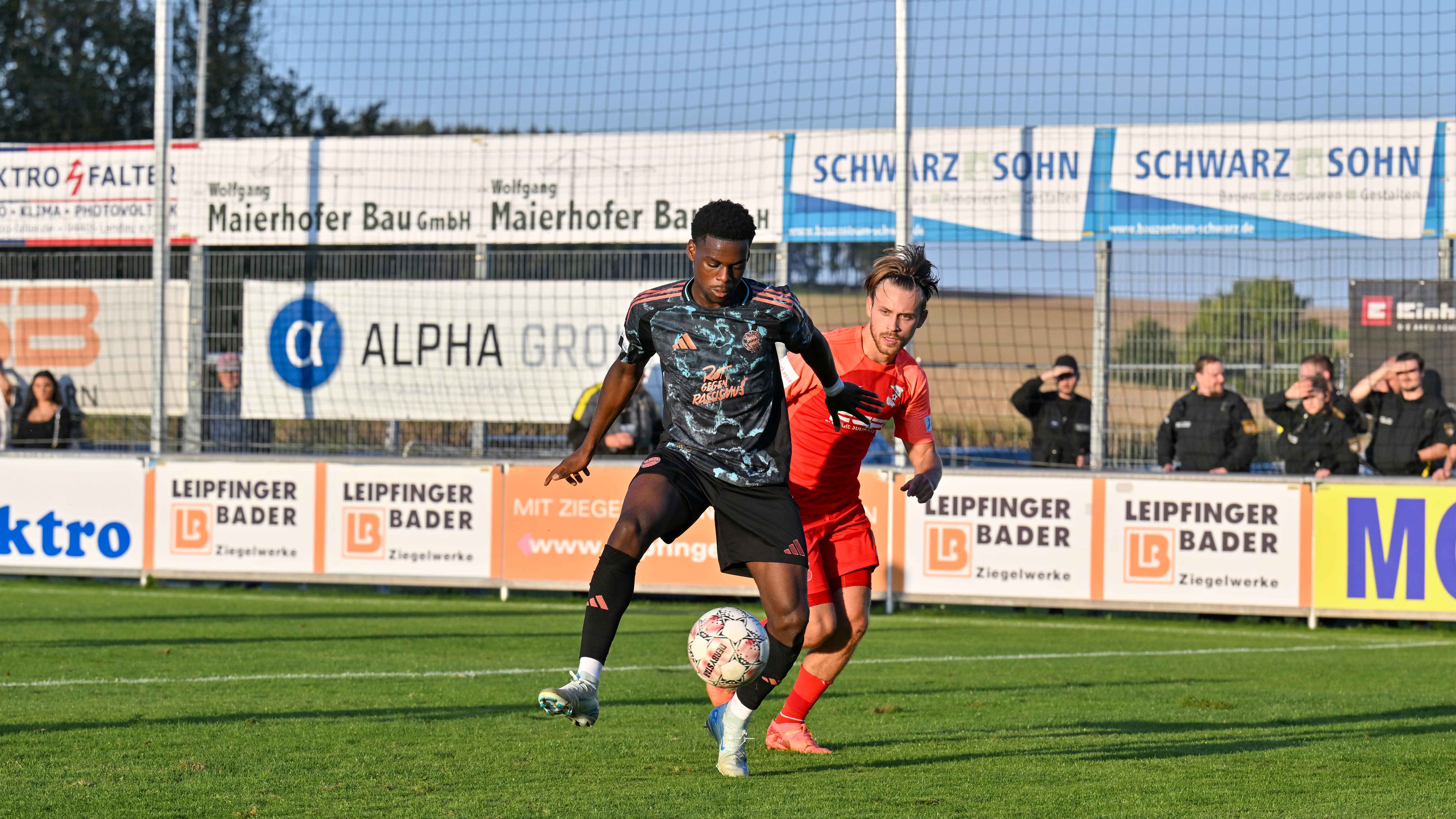 Noel Aseko Nkili von den FC Bayern Amateuren.