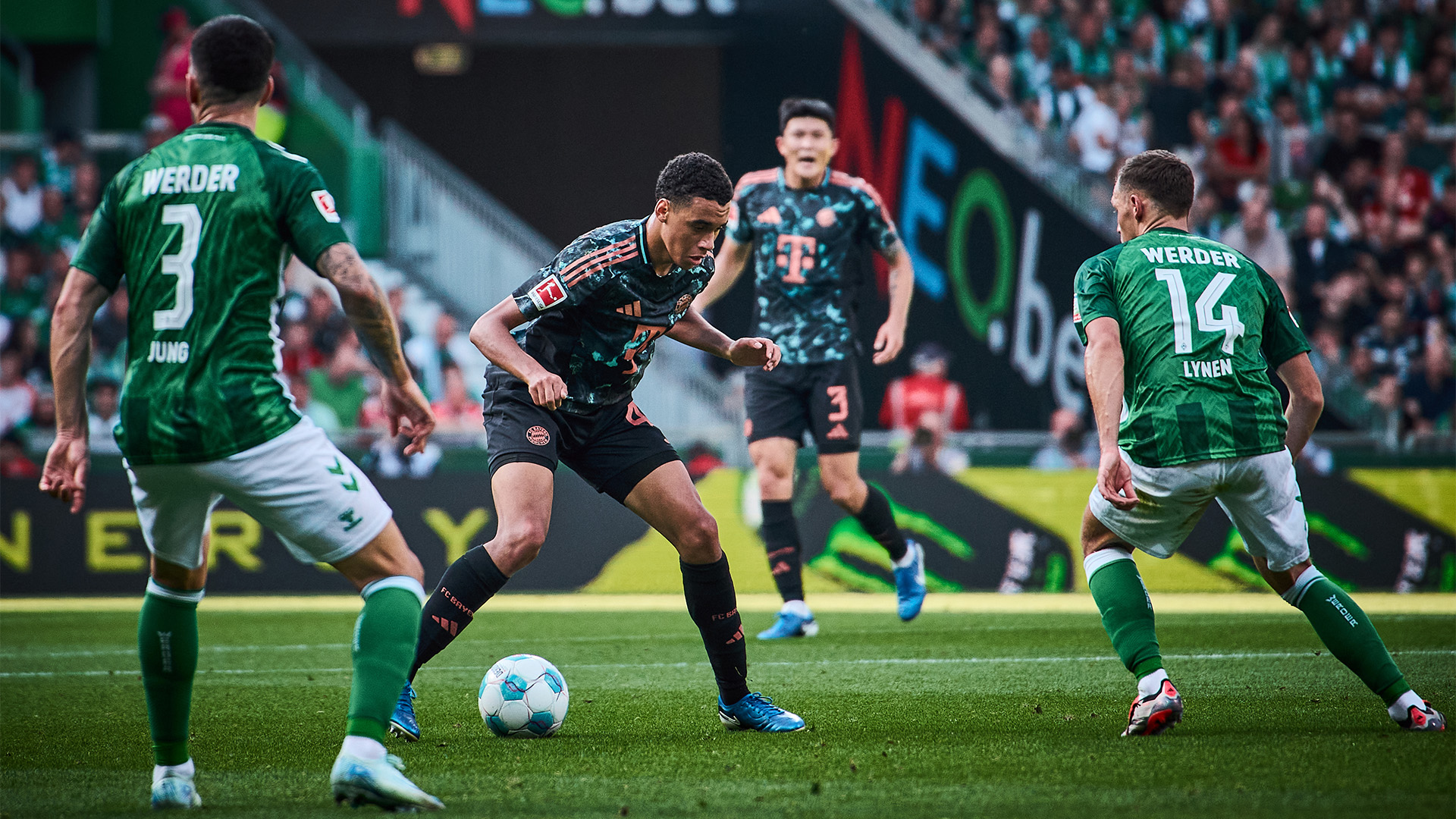 17-werder-bremen-fcbayern-240921-mel