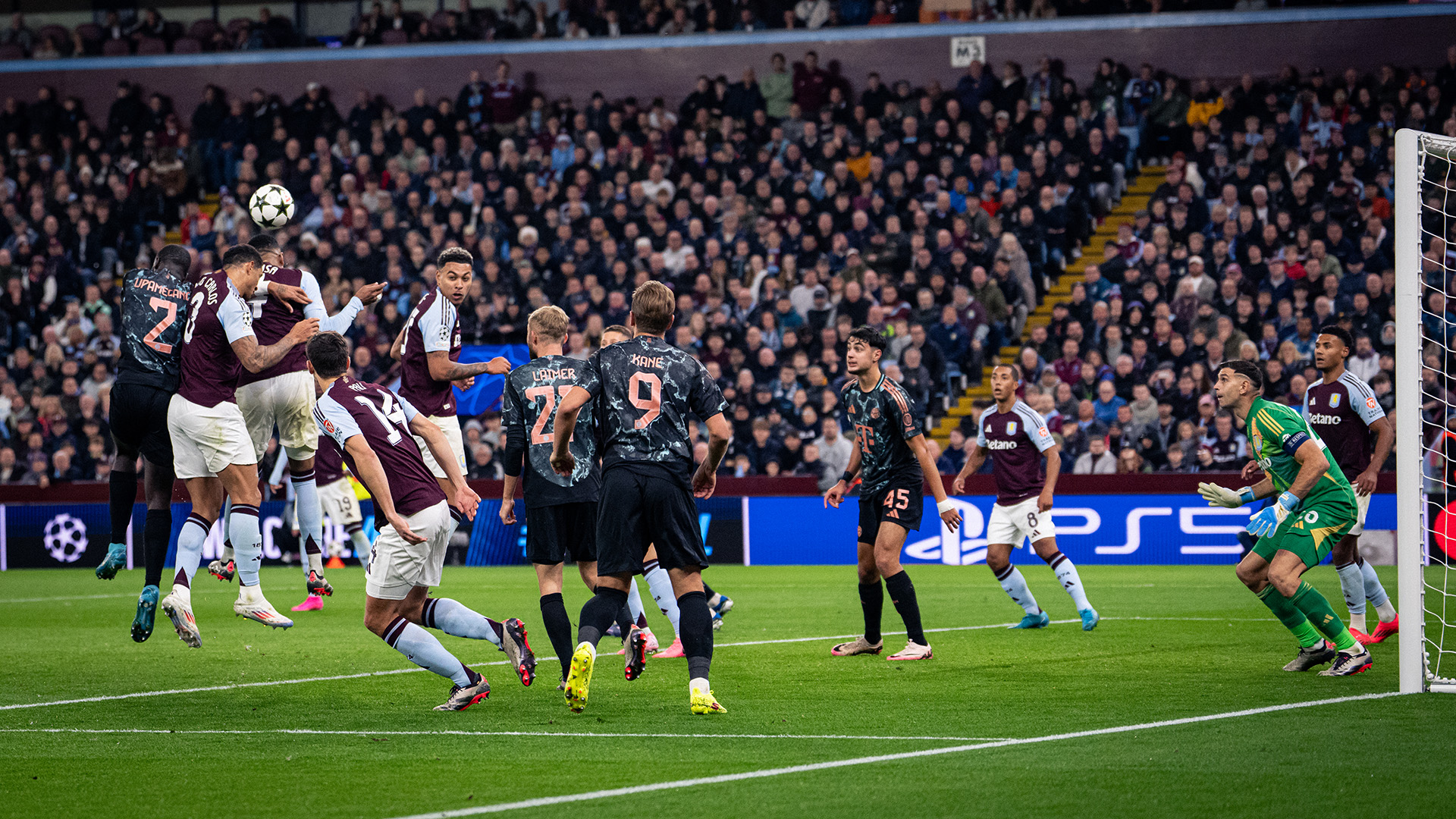 Das Champions League-Spiel zwischen Aston Villa und dem FC Bayern in Bildern