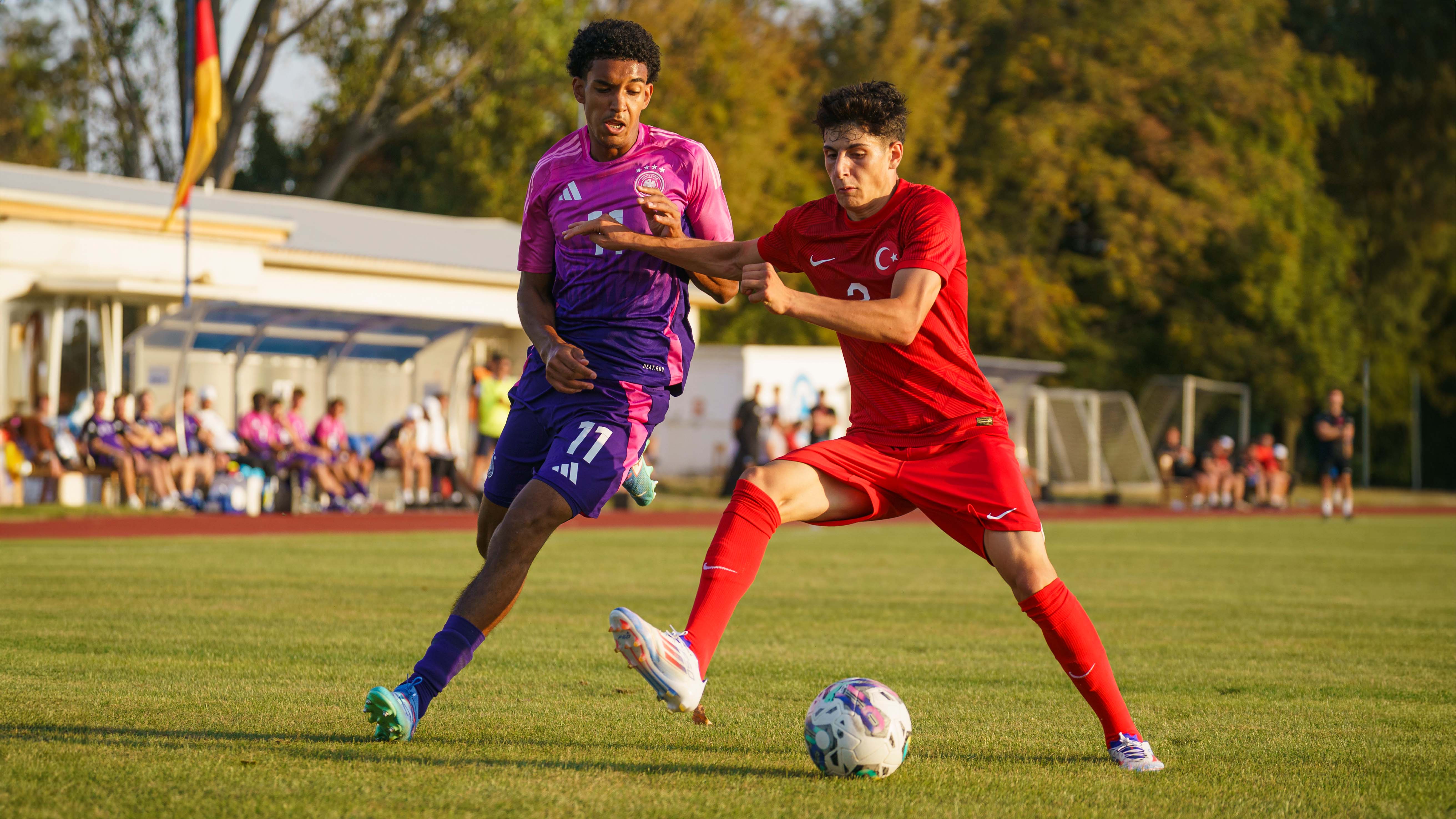 Deniz Ofli im Einsatz für die tuerkische U18-Nationalmannschaft.