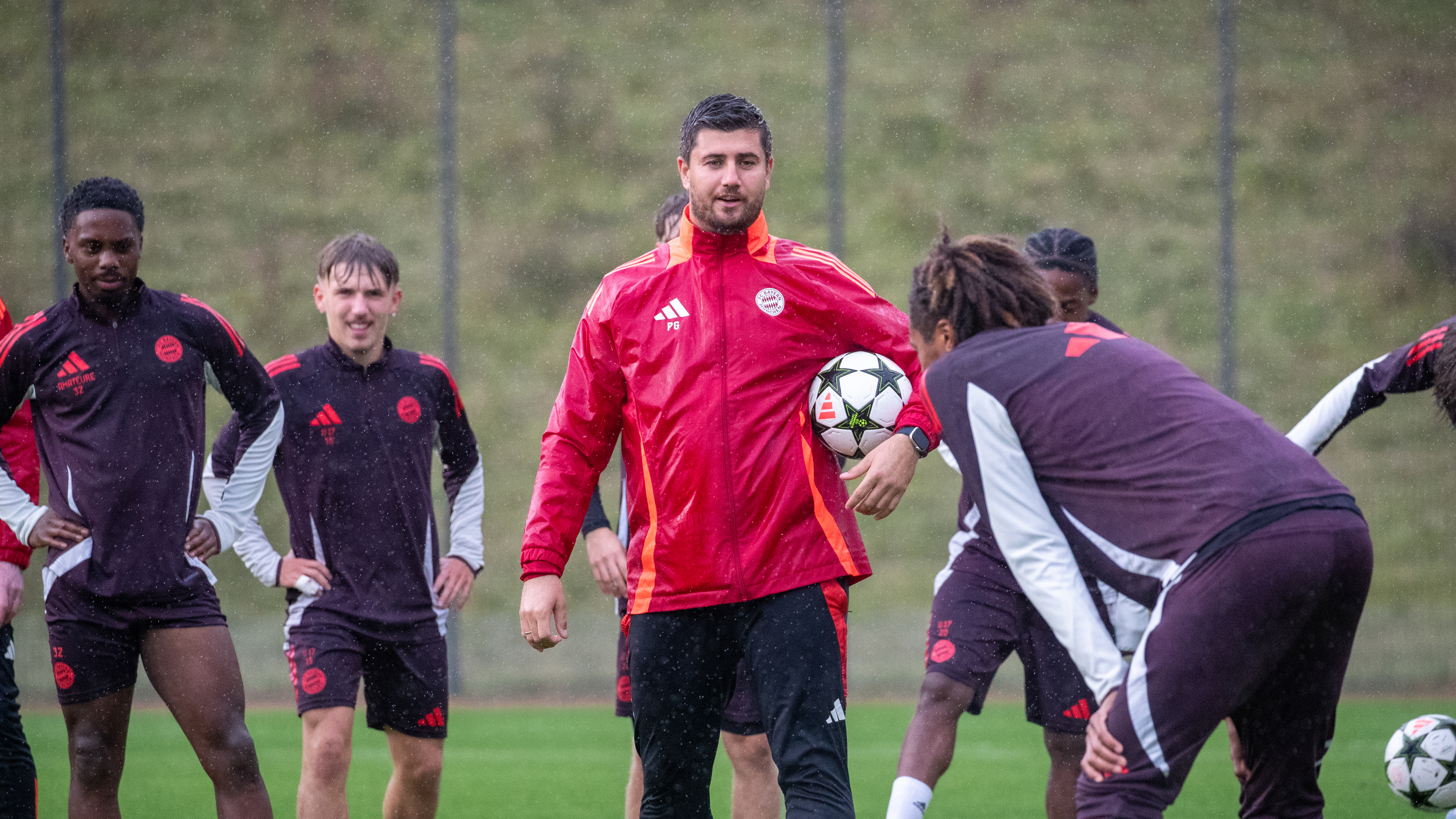 Peter Gaydarov während einer Trainingseinheit der U19 des FC Bayern