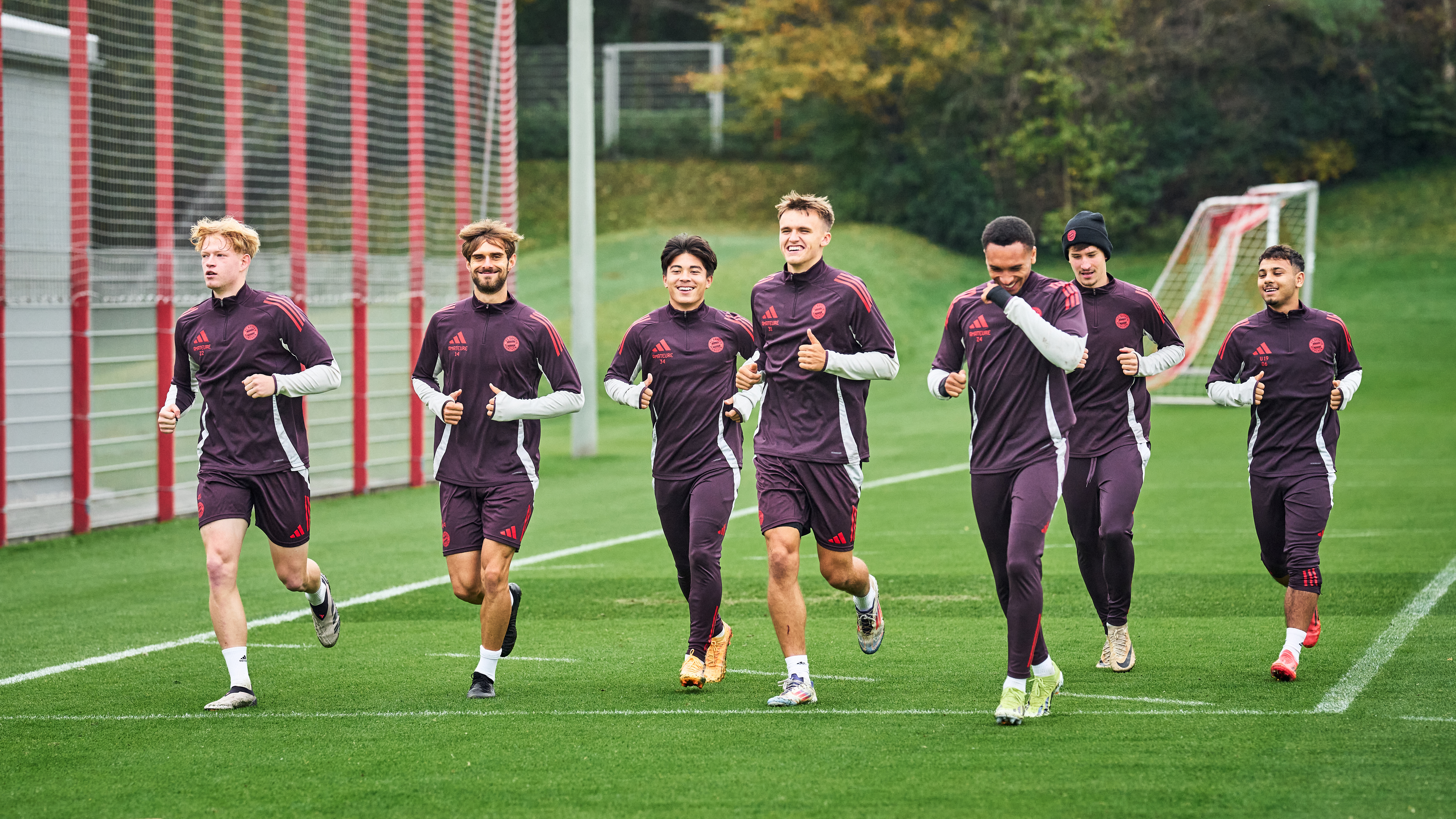 Die FC Bayern Amateure in Vorbereitung auf das Heimspiel gegen Illertissen