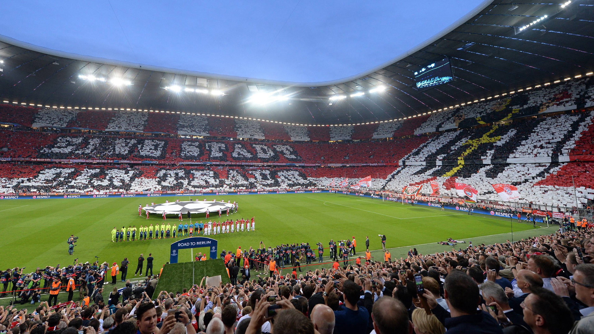 Choreos der FC Bayern-Fans