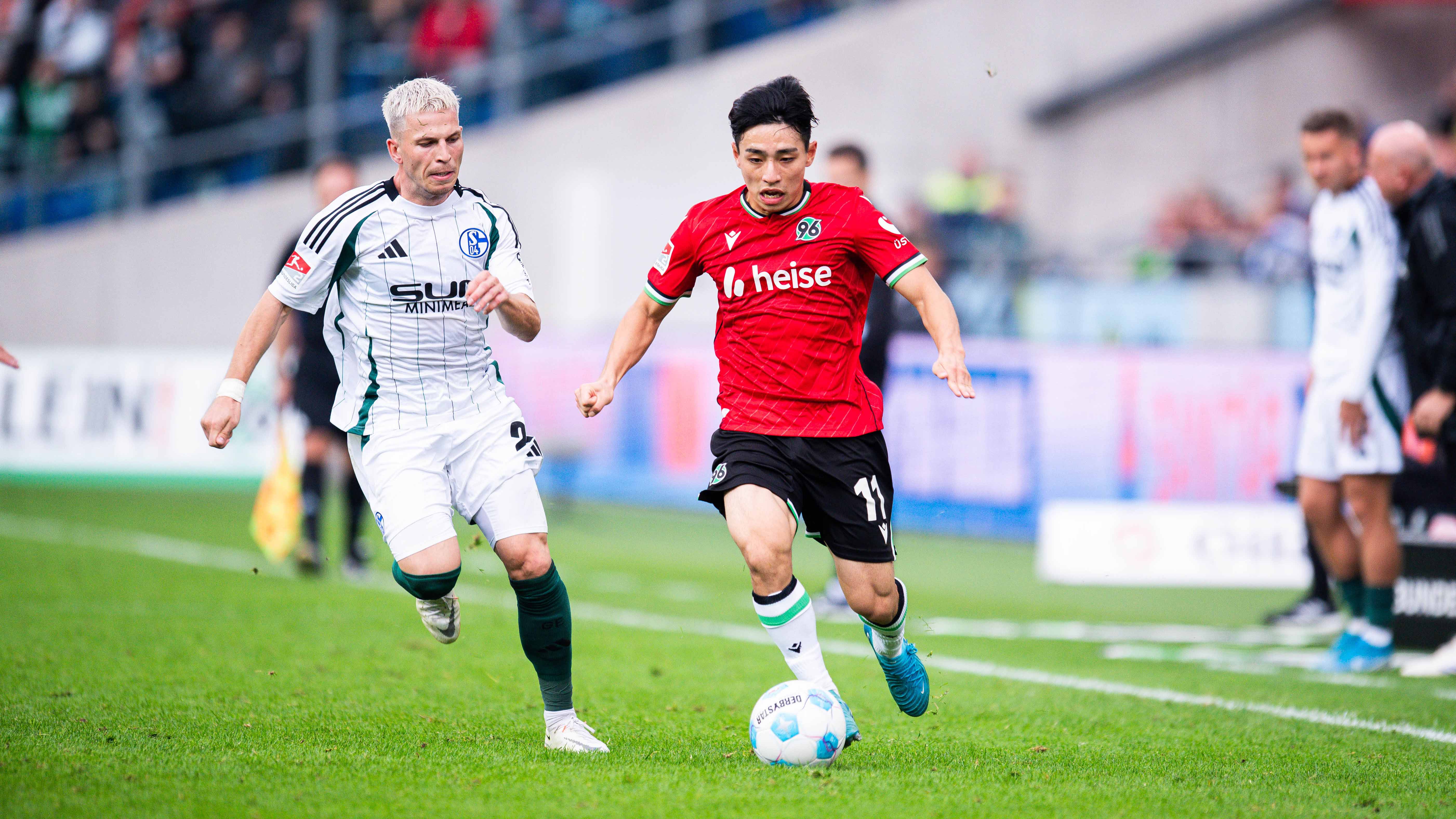 Hyunju Lee von Hannover 96 im Spiel gegen Schalke 04